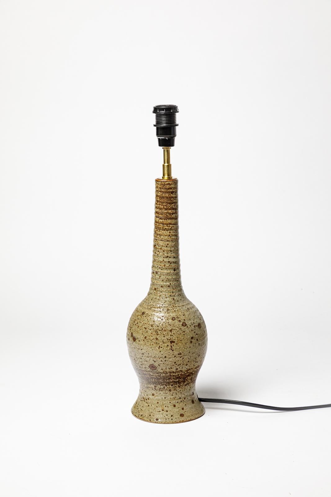 Le Cep

Lampada da tavolo in ceramica stoneware di design del XX secolo

colore marrone ceramica

Firmato 

originale in perfette condizioni

Altezza della ceramica 32 cm
Marge 12 cm