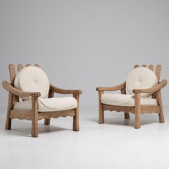 Poltrone brutaliste del XX secolo in Oak, coppia con struttura in legno massiccio