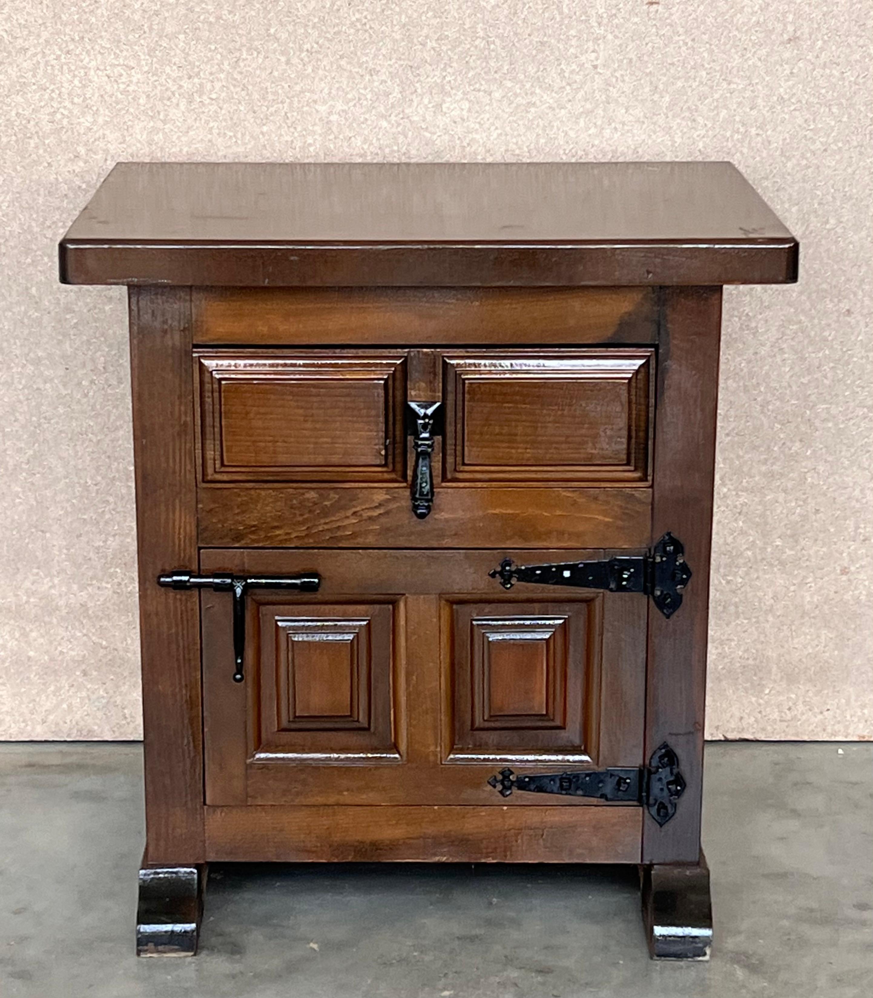 20th Century Brutalist Spanish Nightstands With Carved Drawer and Door - a Pair 3