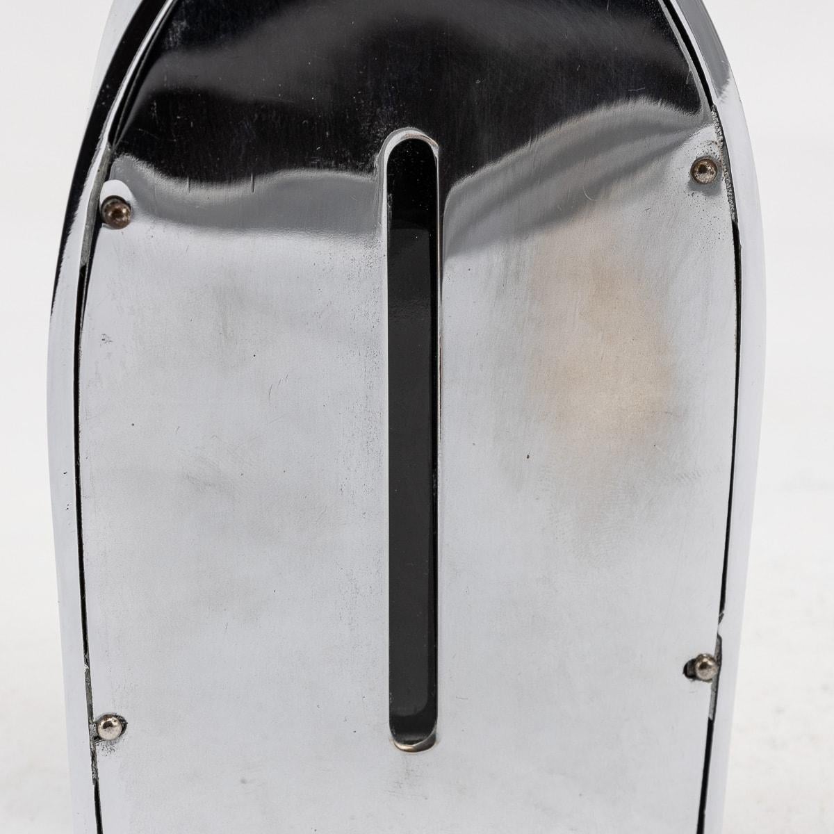 Carafe radiateur Bugatti du 20e siècle par Ruddspeed d'Angleterre, vers 1960 en vente 6