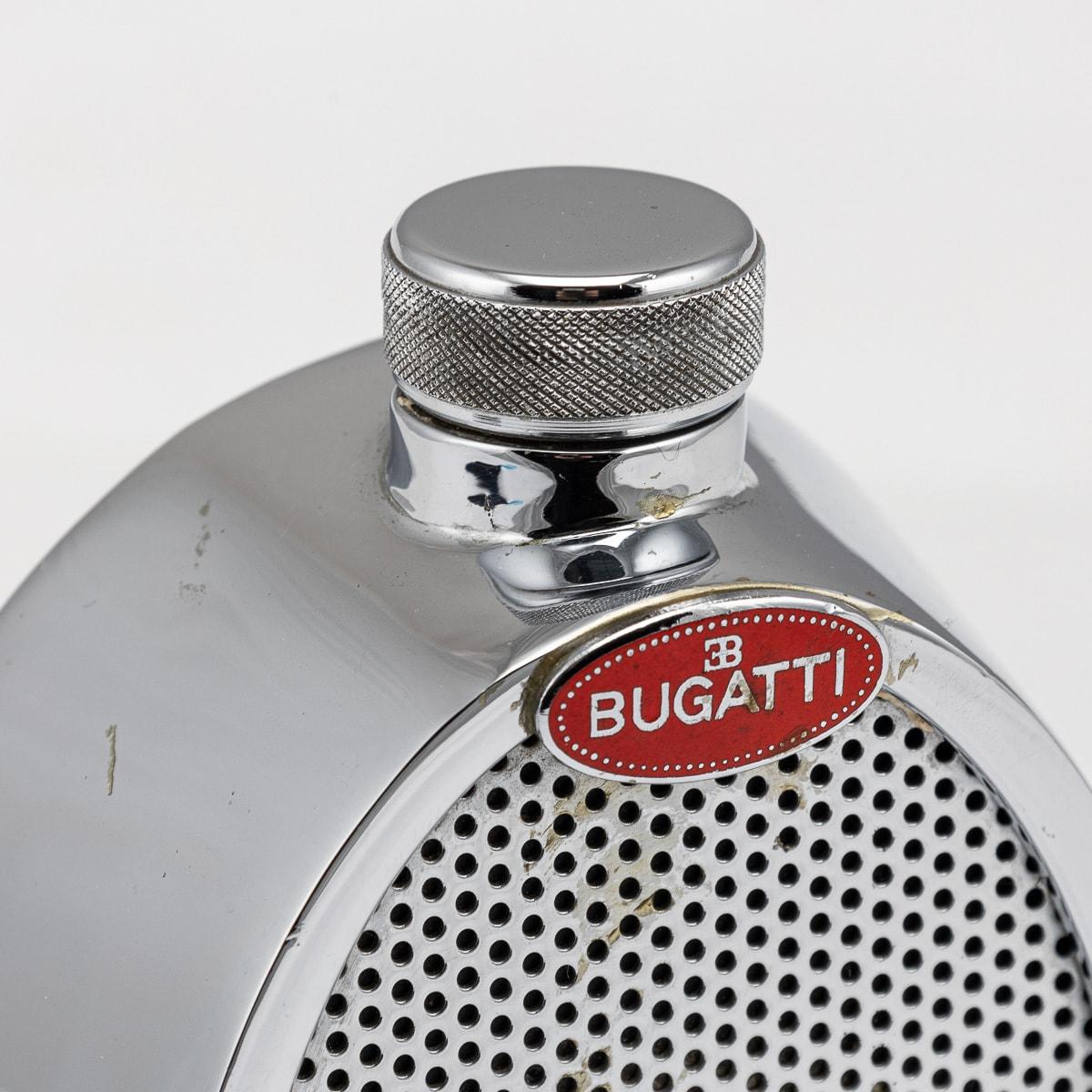 20ième siècle Carafe radiateur Bugatti du 20e siècle par Ruddspeed d'Angleterre, vers 1960 en vente