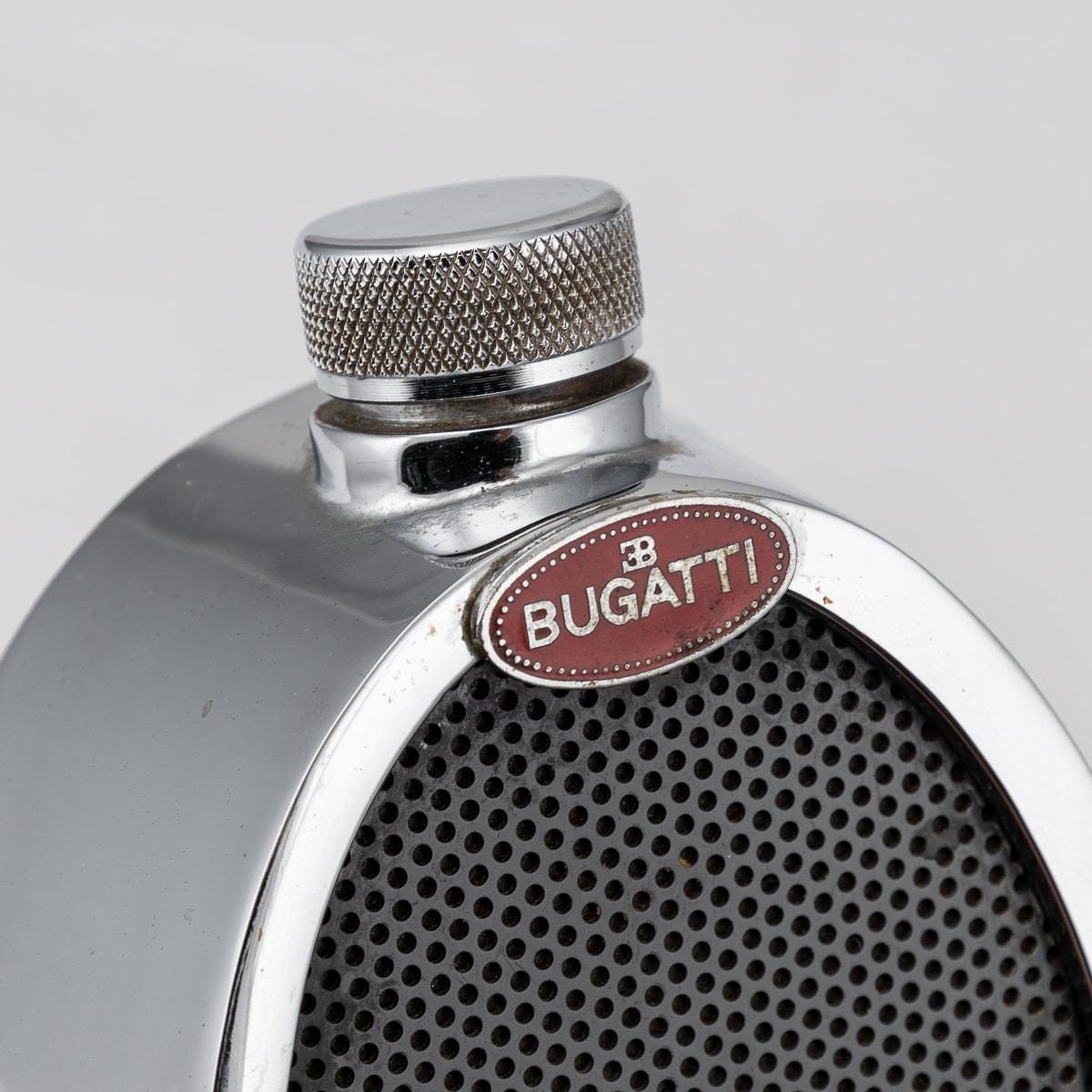 Decantador de rejilla de radiador Bugatti del siglo XX Por Ruddspeed, Inglaterra c.1970 en venta 1