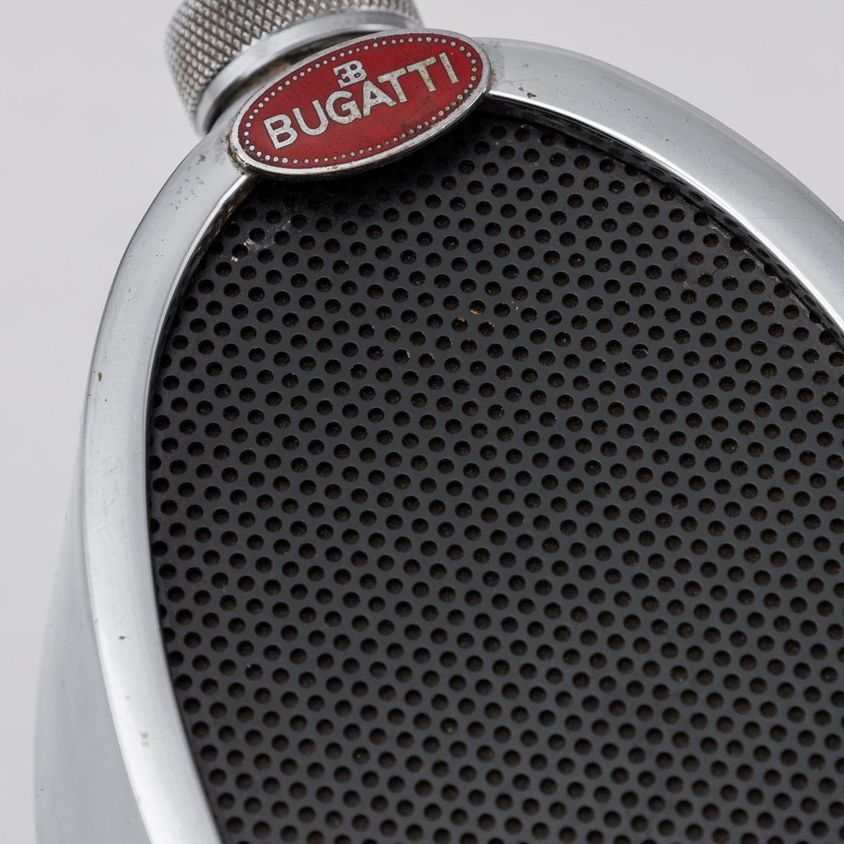 Decantador de rejilla de radiador Bugatti del siglo XX Por Ruddspeed, Inglaterra c.1970 en venta 2