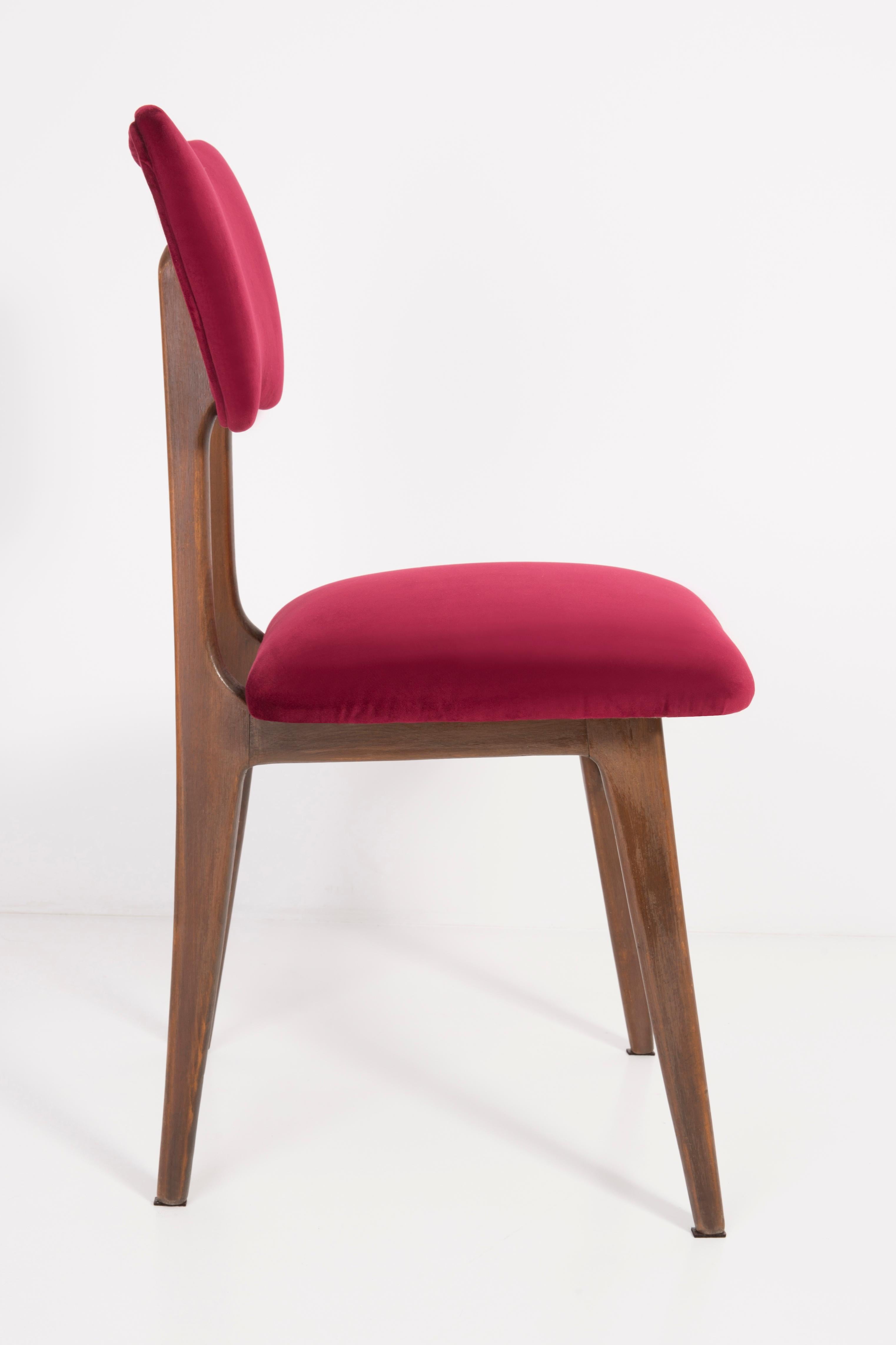 Chaise rouge bourgogne du XXe siècle, années 1960 en vente 2