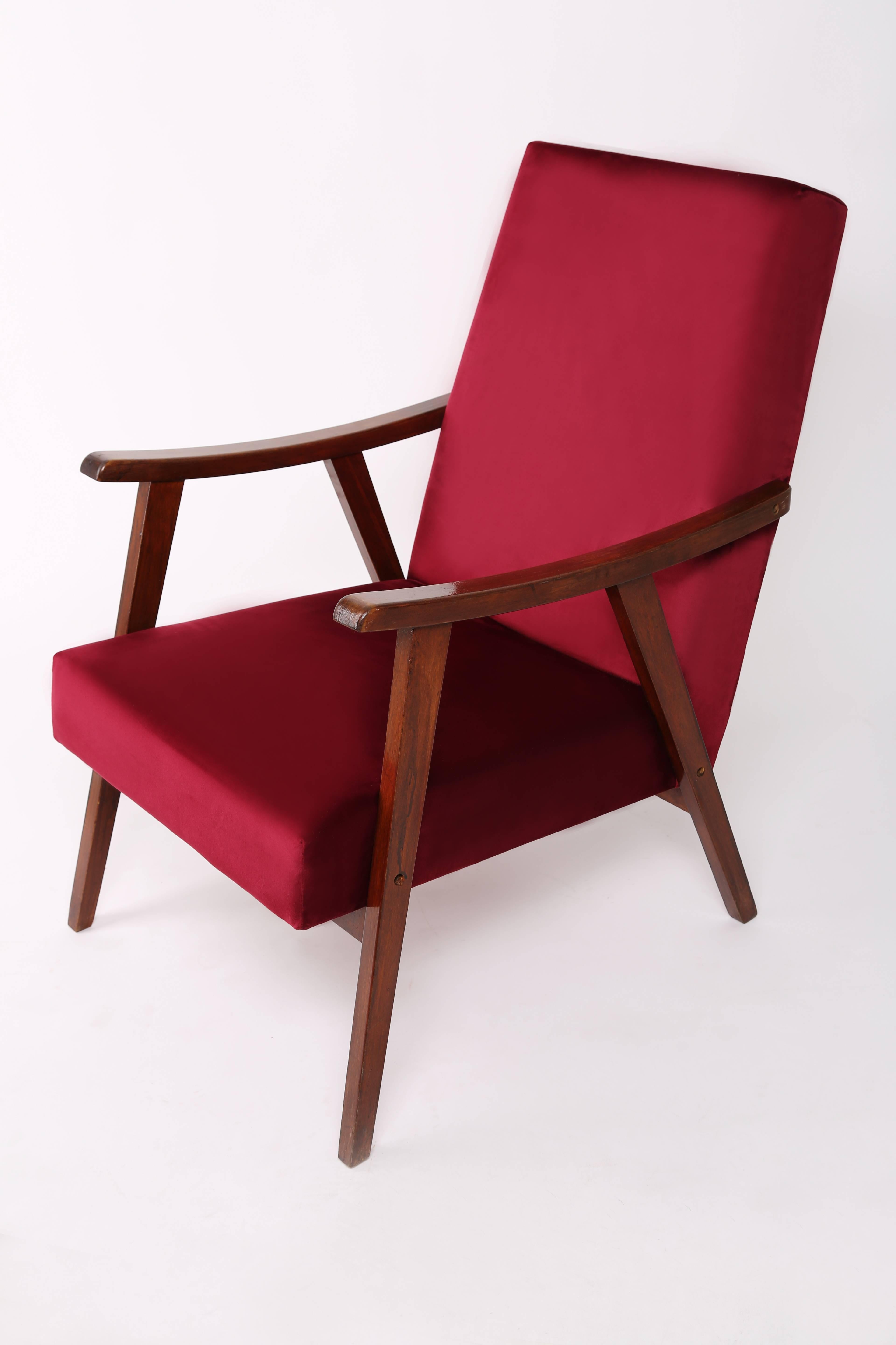 burgundy accent chair