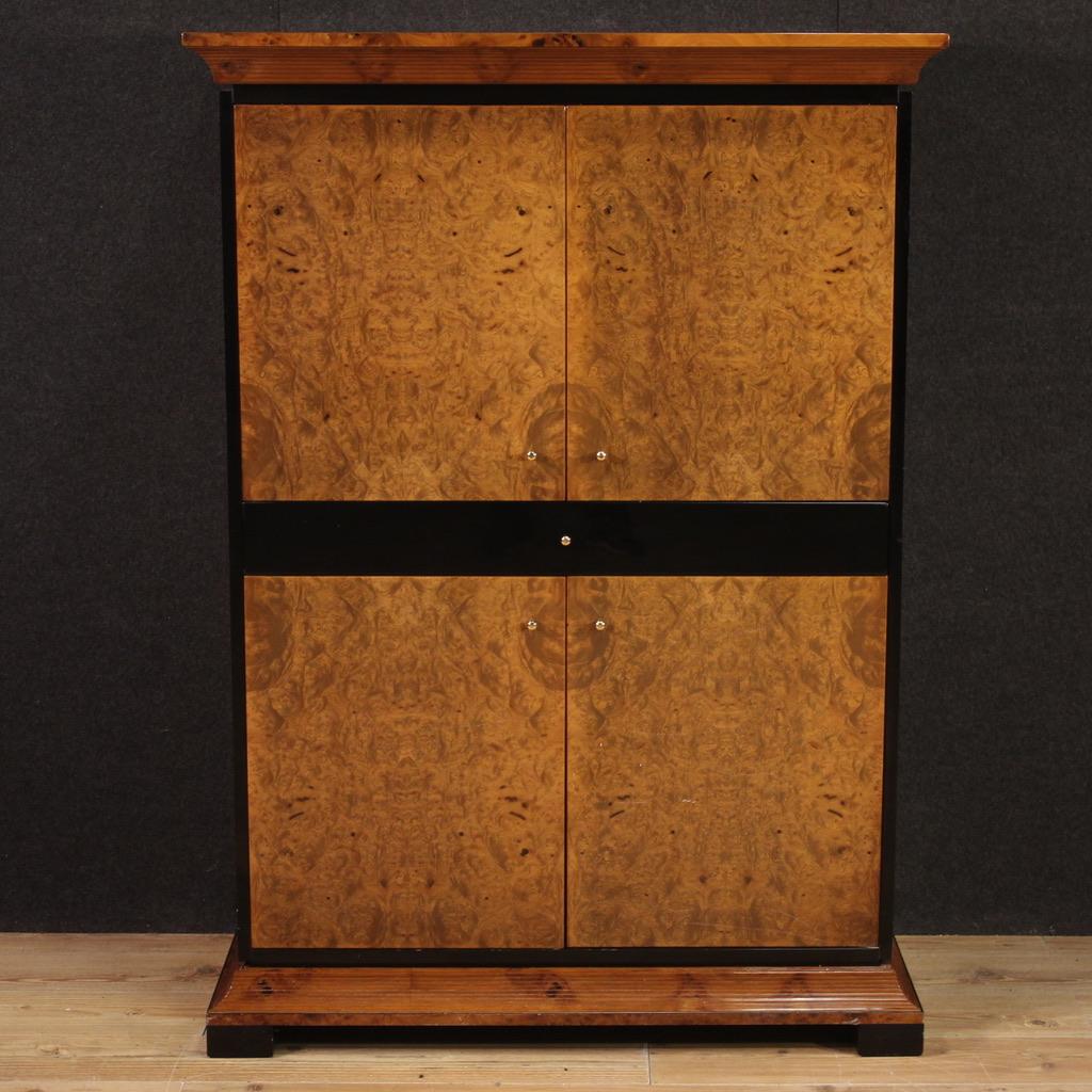20th Century Burl and Lacquered Wood Italian Sideboard Armoire, 1980 In Good Condition For Sale In Vicoforte, Piedmont