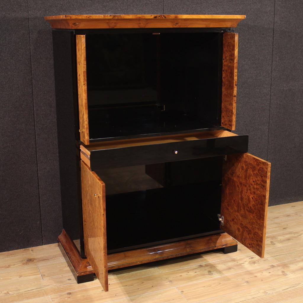 20th Century Burl and Lacquered Wood Italian Sideboard Armoire, 1980 For Sale 5