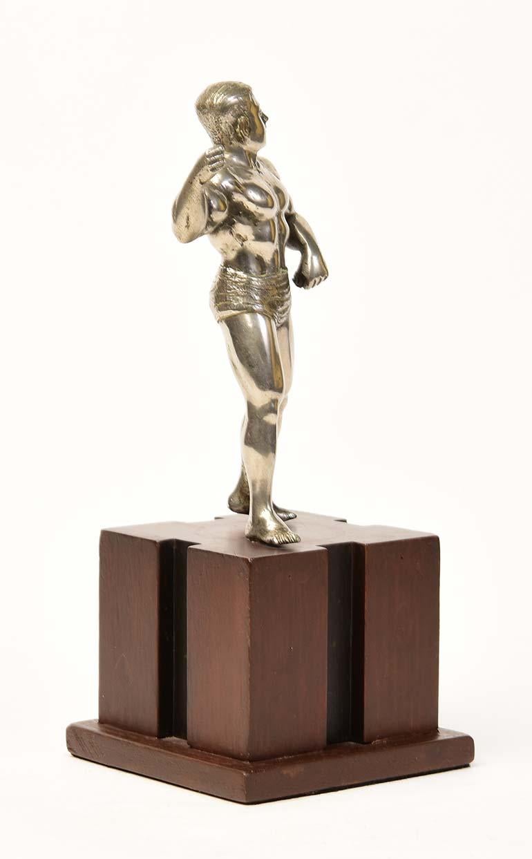 20th Century, Burmese Vintage Bronze Figure of Bodybuilder For Sale 6
