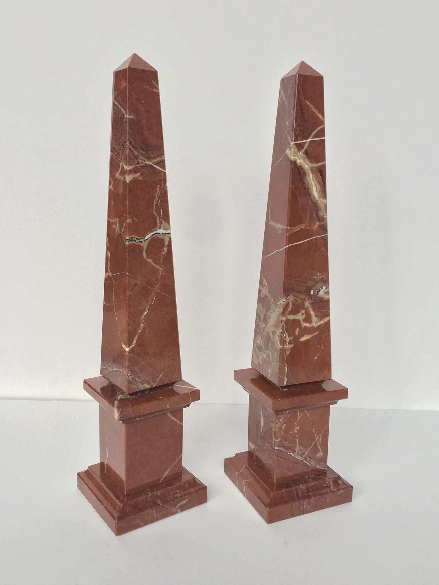 Pair of 20th Century Burnt Umber Marble Obelisks In Good Condition In New York, NY