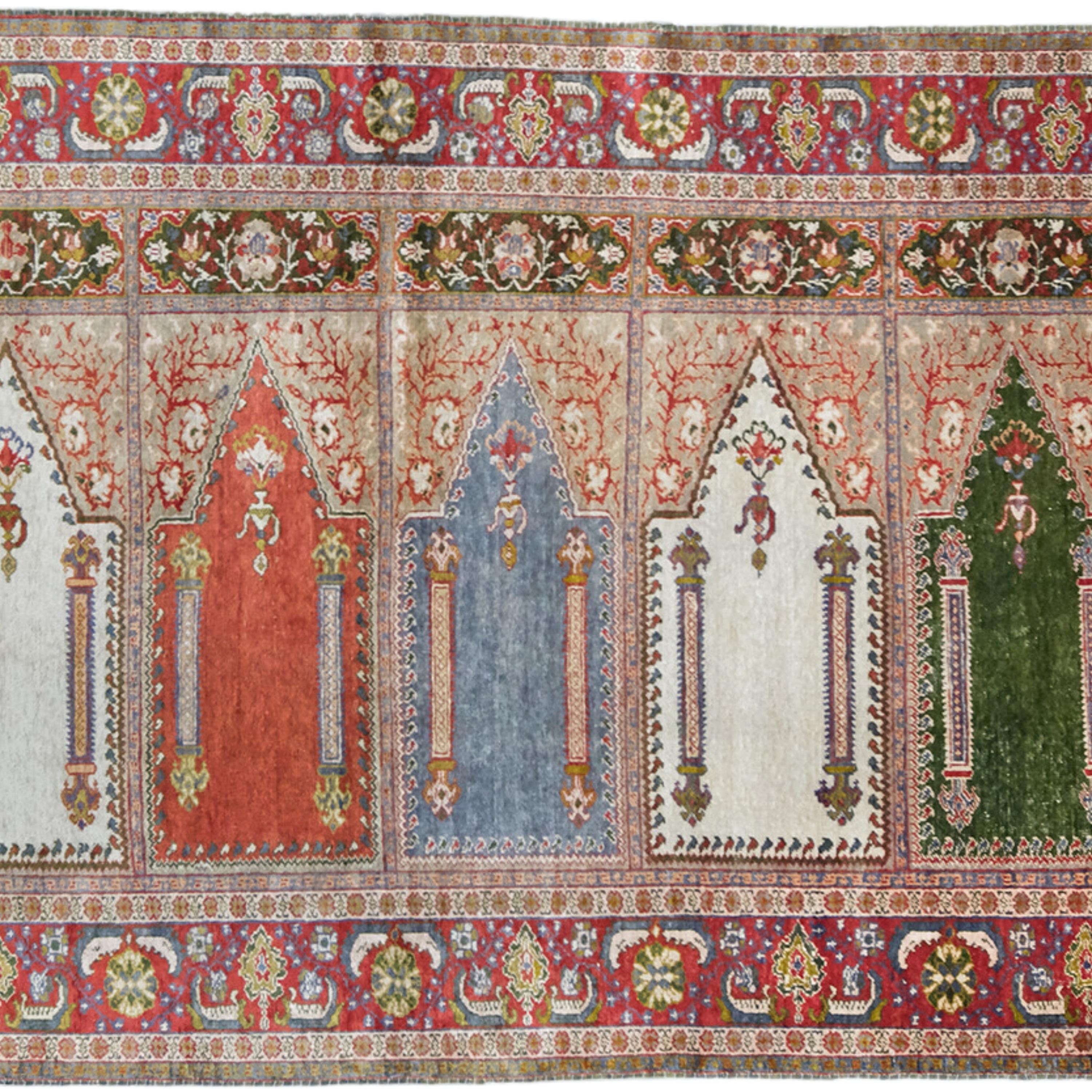 20th Century Bursa Silk Rug - Antique Turkish Rug, Silk Rug In Good Condition For Sale In Sultanahmet, 34