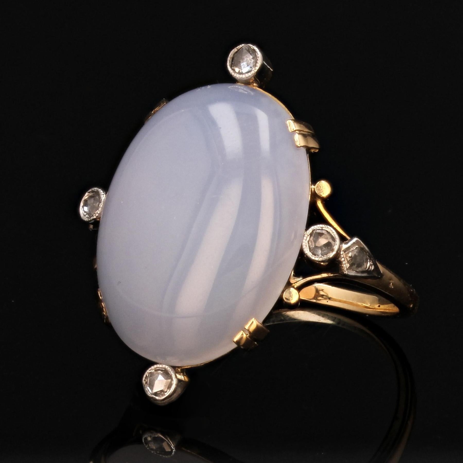 20th Century Cabochon Chalcedony Diamonds 18 Karat Yellow Gold Ring For Sale 3