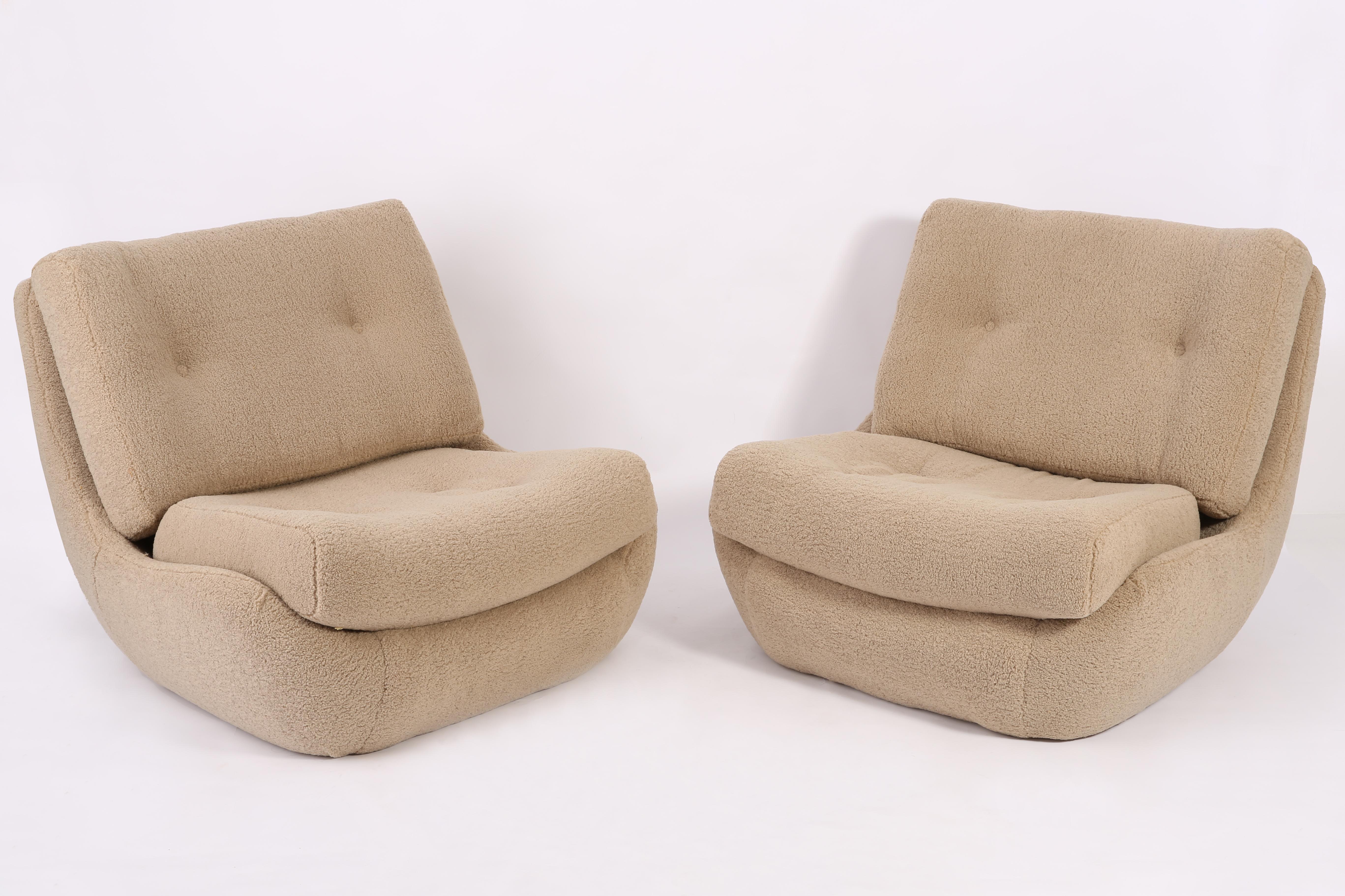 20th Century Camel Boucle Set of Atlantis Sofa and Armchairs, Europe, 1960s For Sale 3
