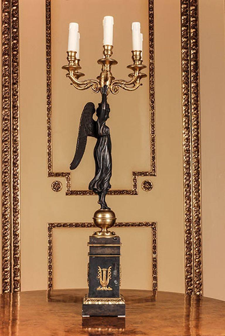 Empire 20e siècle Chandelier d'après Pierre-Philippe Thomire en vente