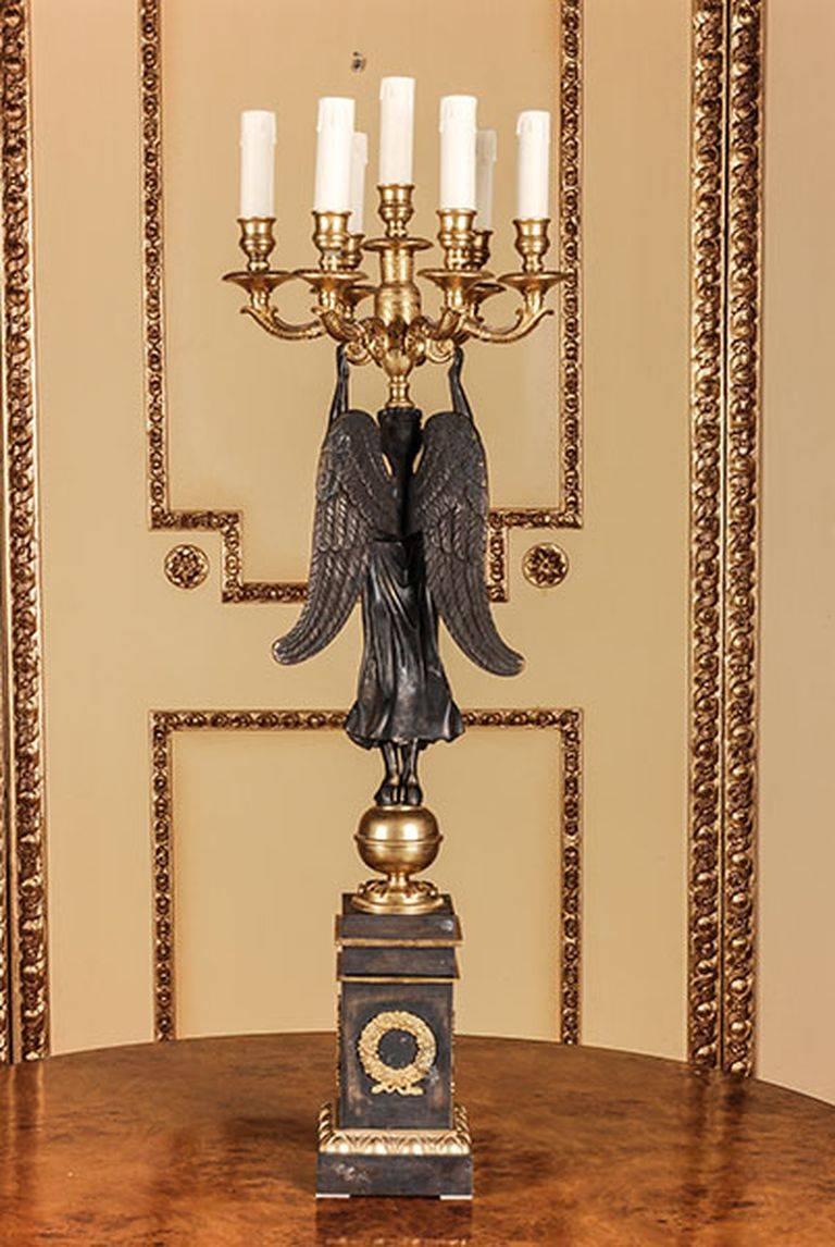 Gravé 20e siècle Chandelier d'après Pierre-Philippe Thomire en vente