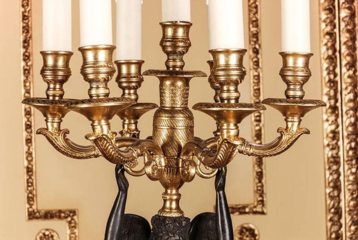 20e siècle Chandelier d'après Pierre-Philippe Thomire Bon état - En vente à Berlin, DE