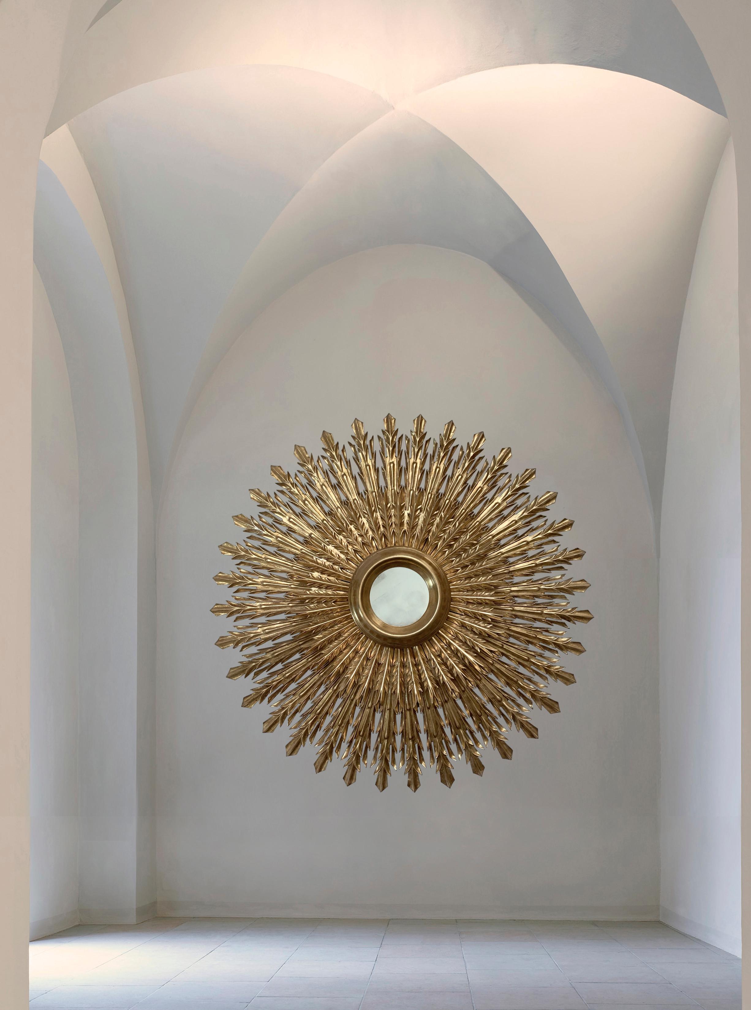 Espejo dorado tallado del siglo XX Gesso en venta