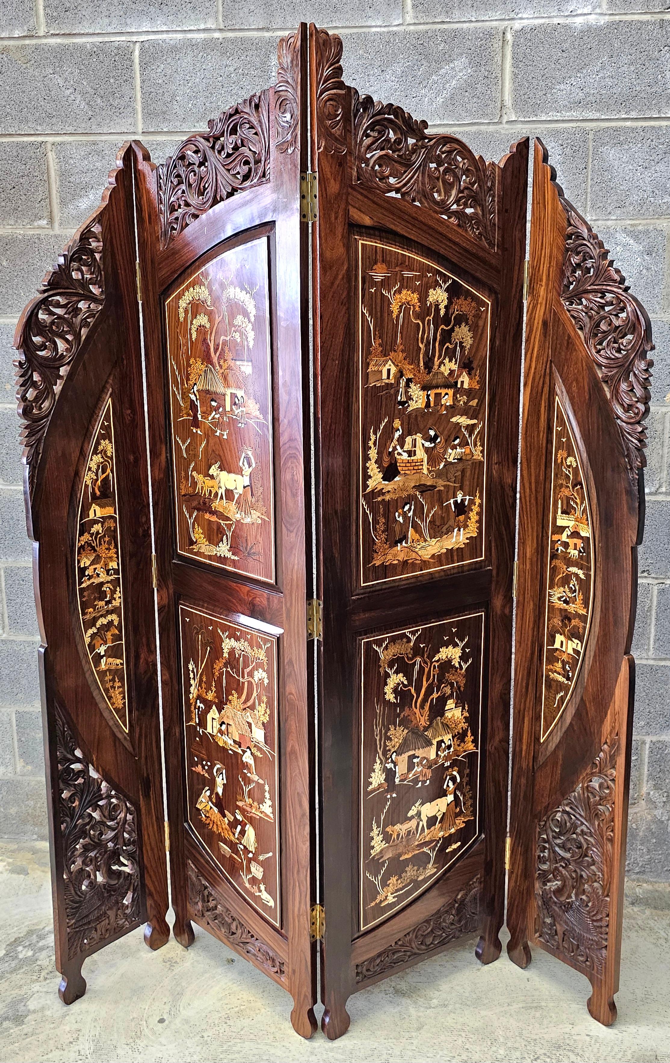 Paravent palatial à quatre panneaux sculpté en marqueterie de bois multiples du 20e siècle en vente 5