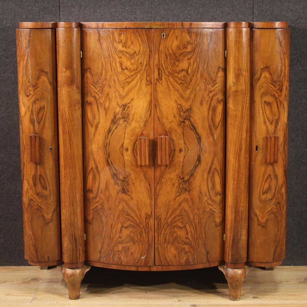 20th Century Carved Wood Italian Art Deco Sideboard Bar Cabinet, 1950 In Good Condition For Sale In Vicoforte, Piedmont