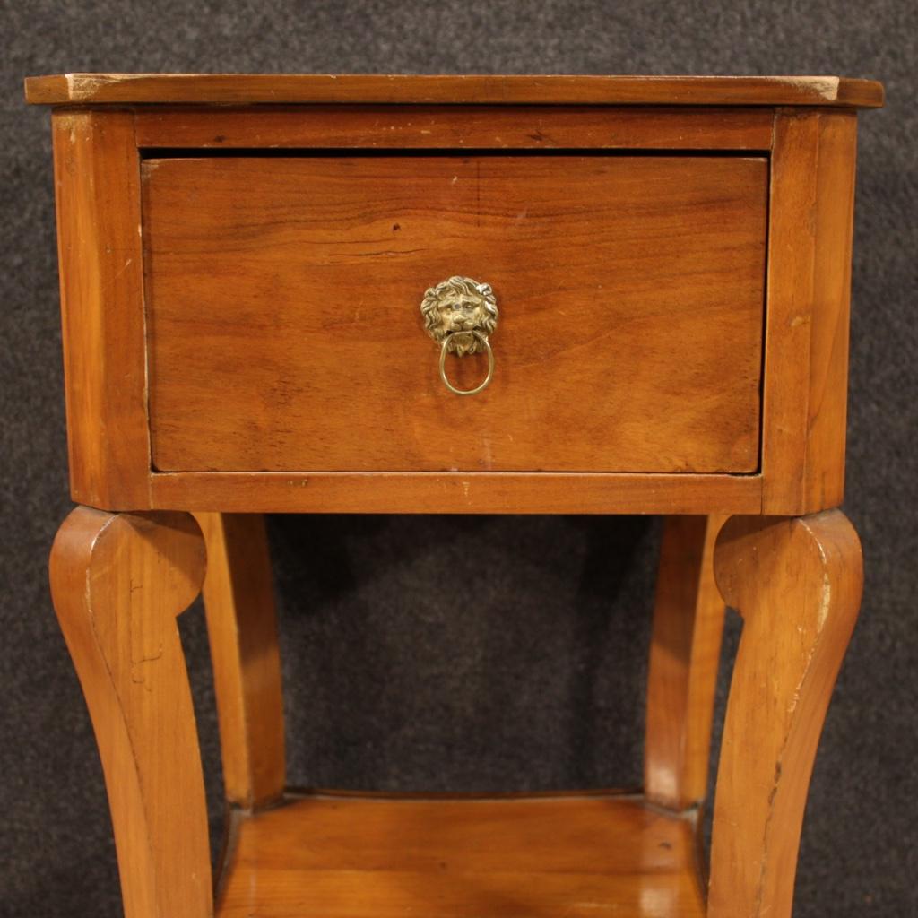 20th Century Carved Wood Italian Side Table, 1920 For Sale 3