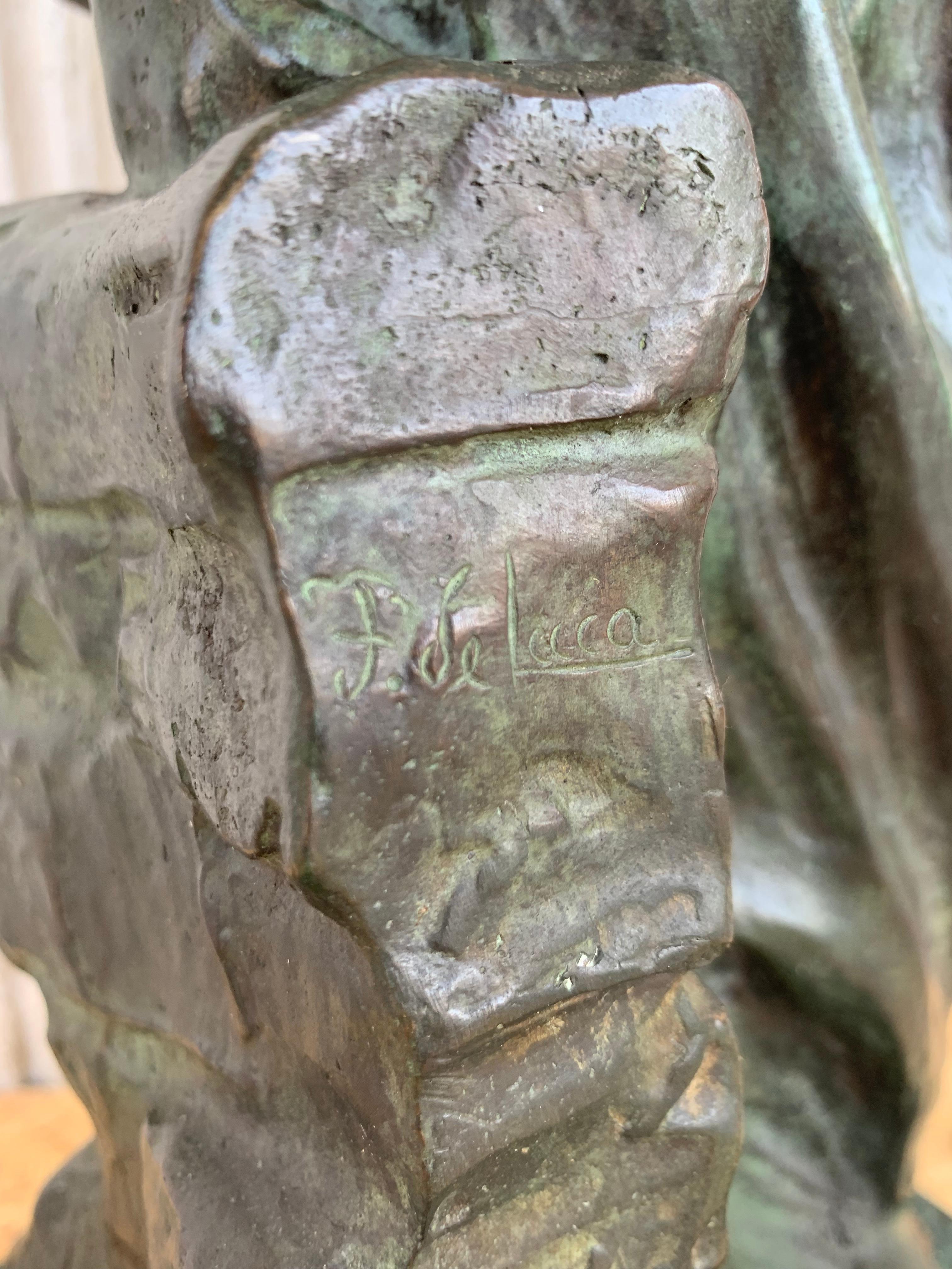 Gegossene Bronzestatue einer Nymphe aus dem 20. Jahrhundert, signiert von Ferdinando de Luca, Italien im Angebot 7