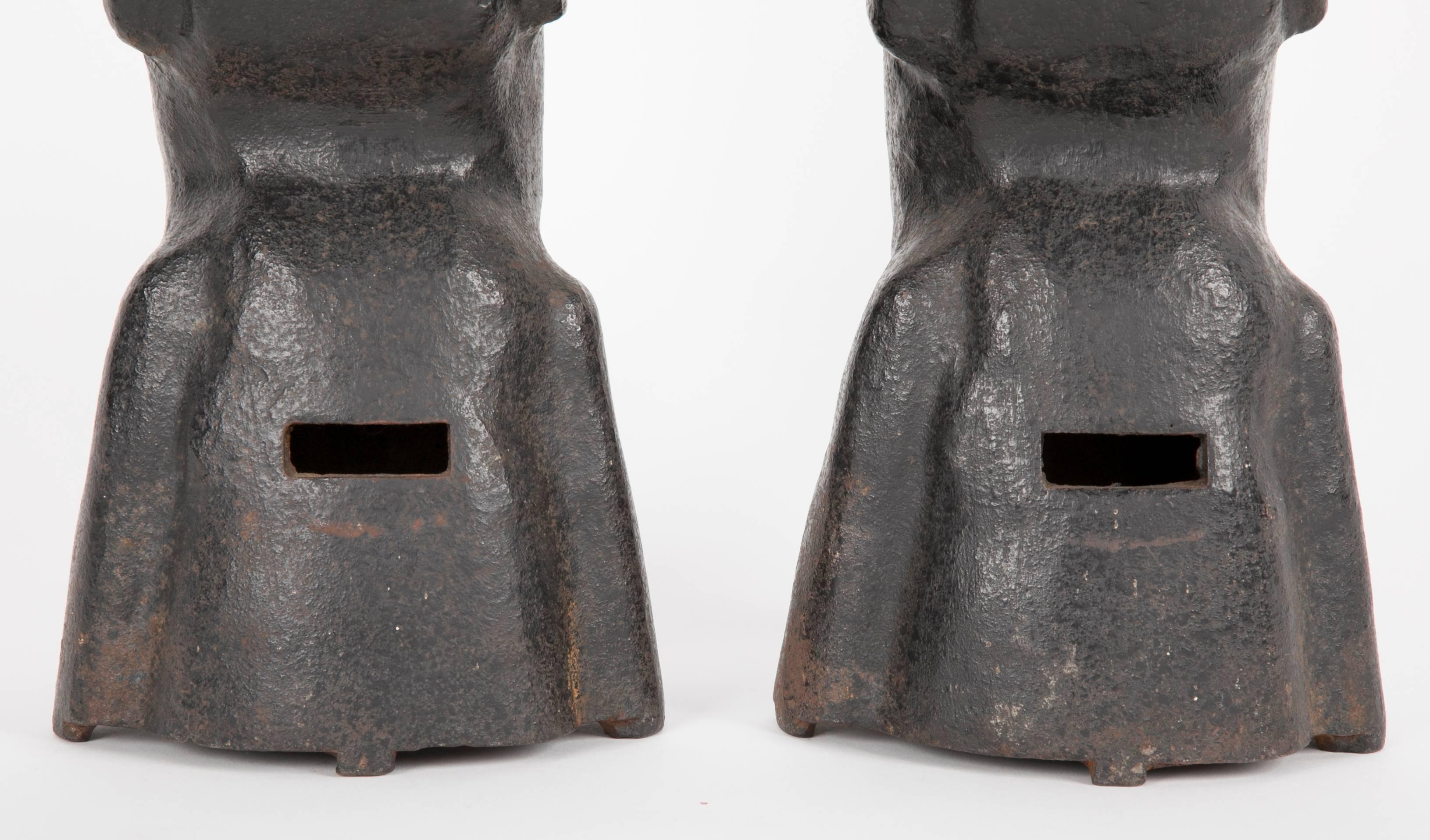20th Century Cast Iron Andirons in the Form of the Easter Islands Stone Statues For Sale 2
