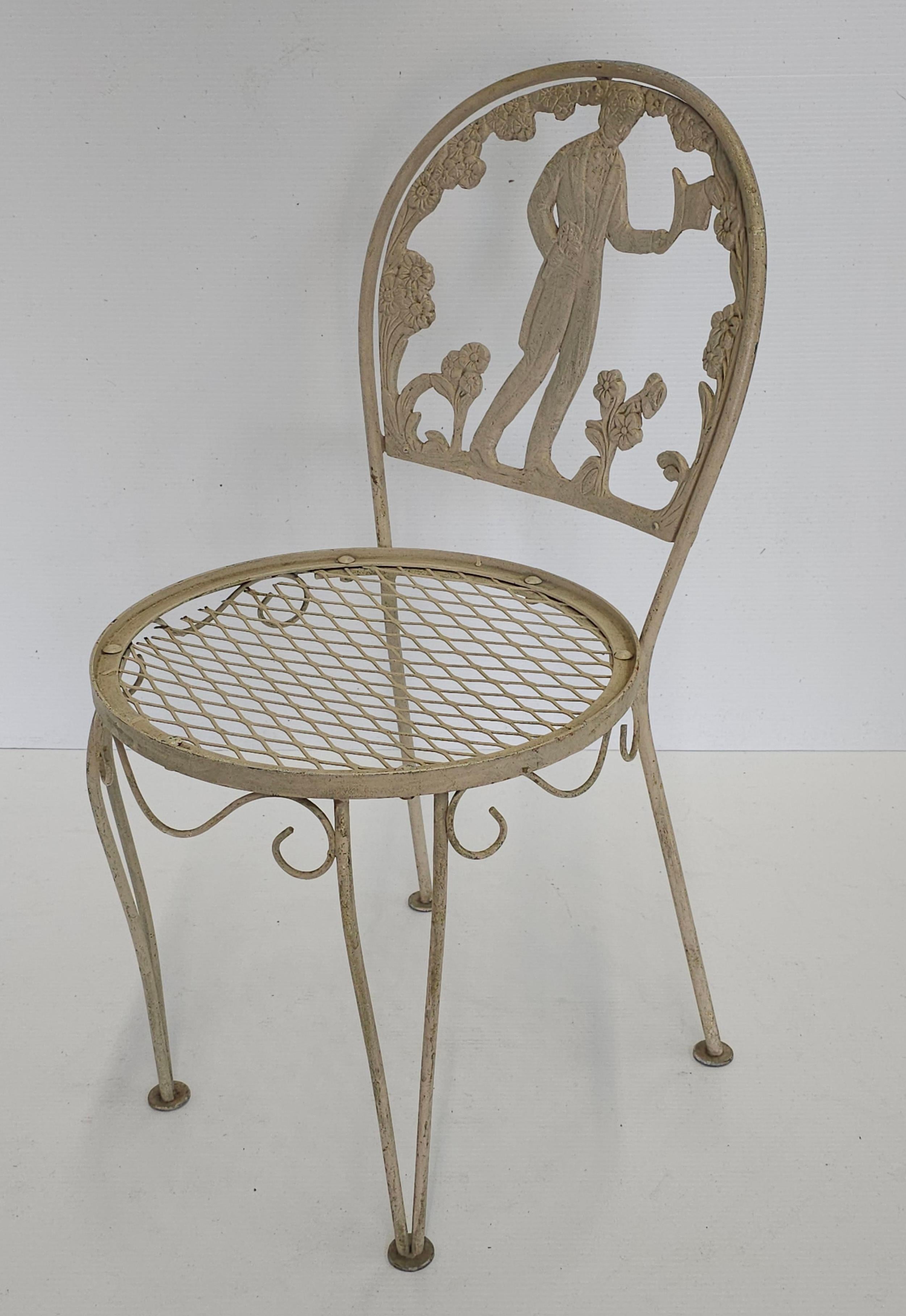 Silla de jardín con respaldo figurado de hierro fundido del siglo XX en Bueno estado para la venta en Germantown, MD