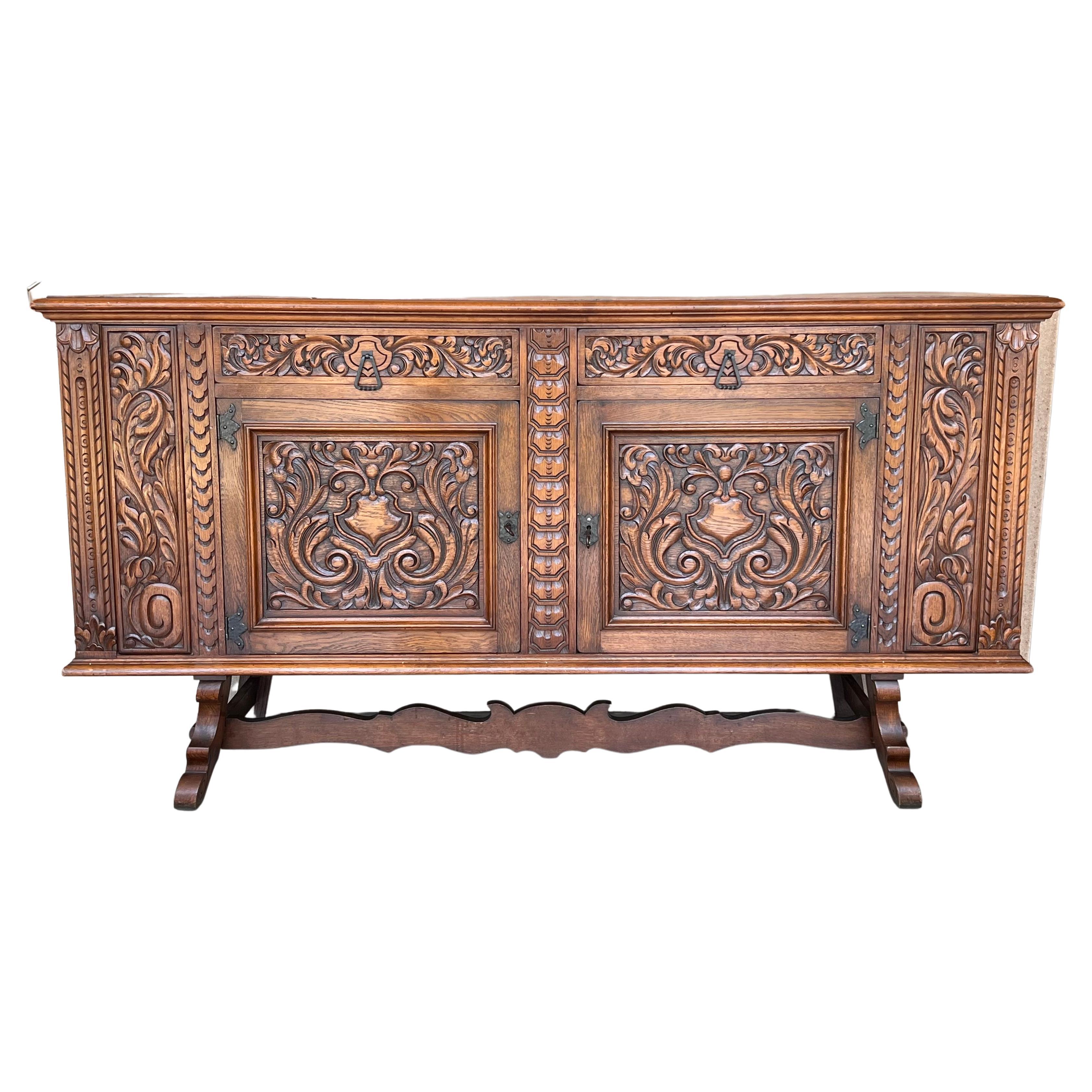 20th Century Catalan Spanish Large Buffet with Two Carved Drawers and Two Doors For Sale