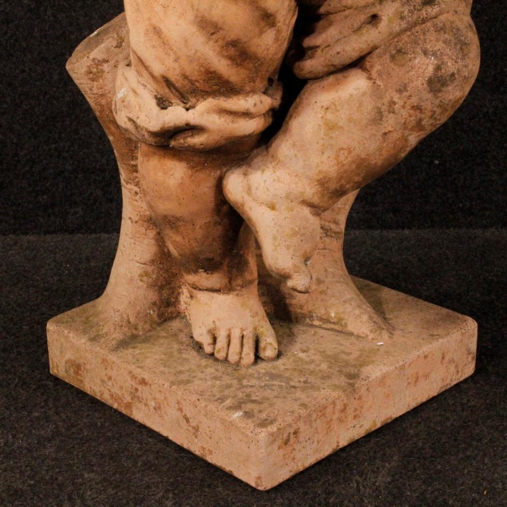 Französisches tanzendes Kind aus Zement des 20. Jahrhunderts mit Tambourine-Skulptur aus Zement, 1980 1