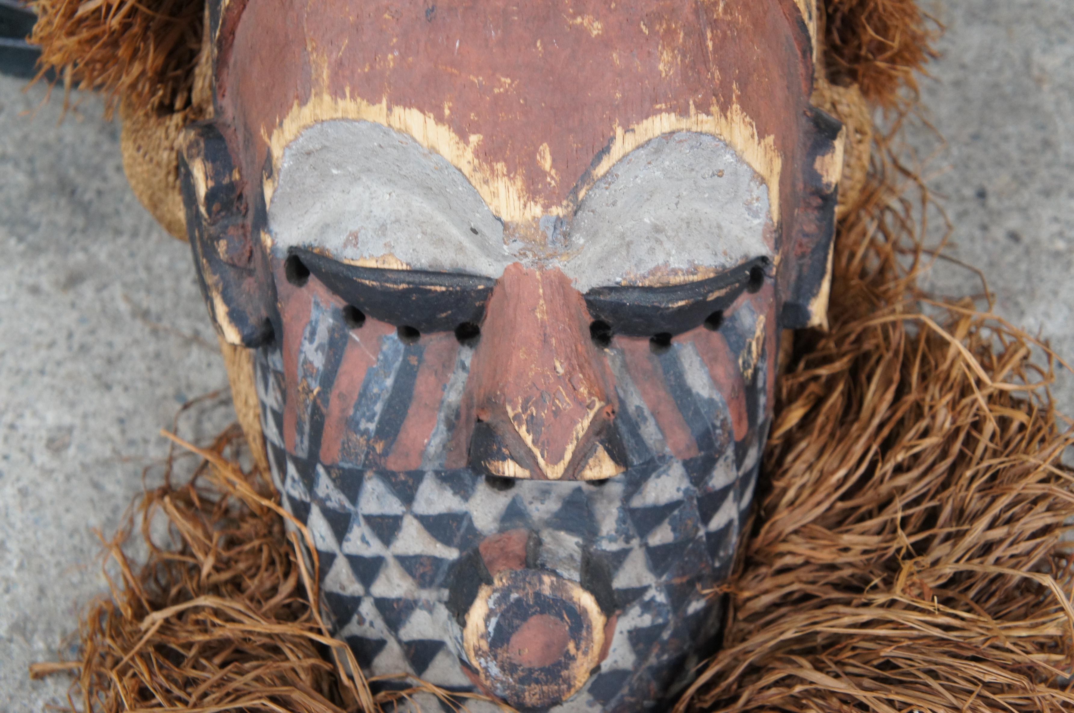 20th Century Central African Ceremonial Tribal Bakuba Mask Helmet Bushongo 24