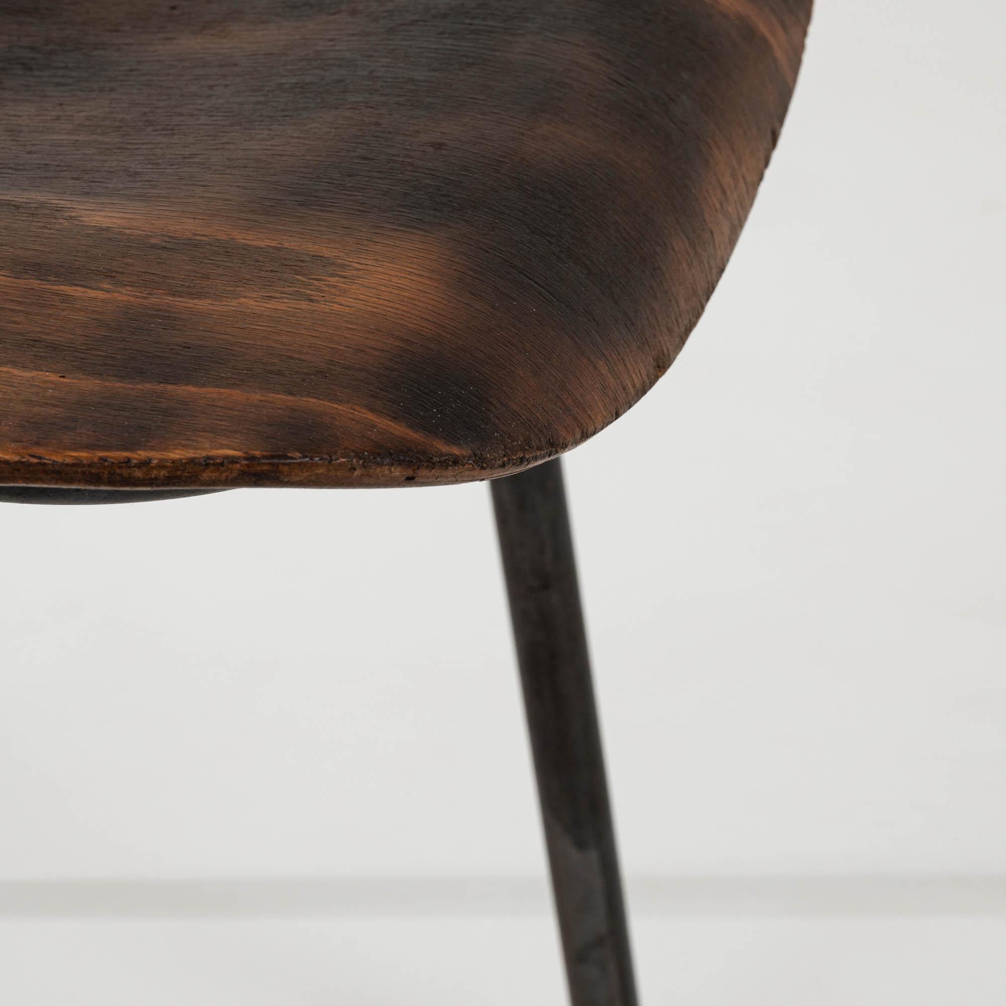 Mitteleuropäischer Stuhl aus Metall und Holz des 20. Jahrhunderts im Angebot 8