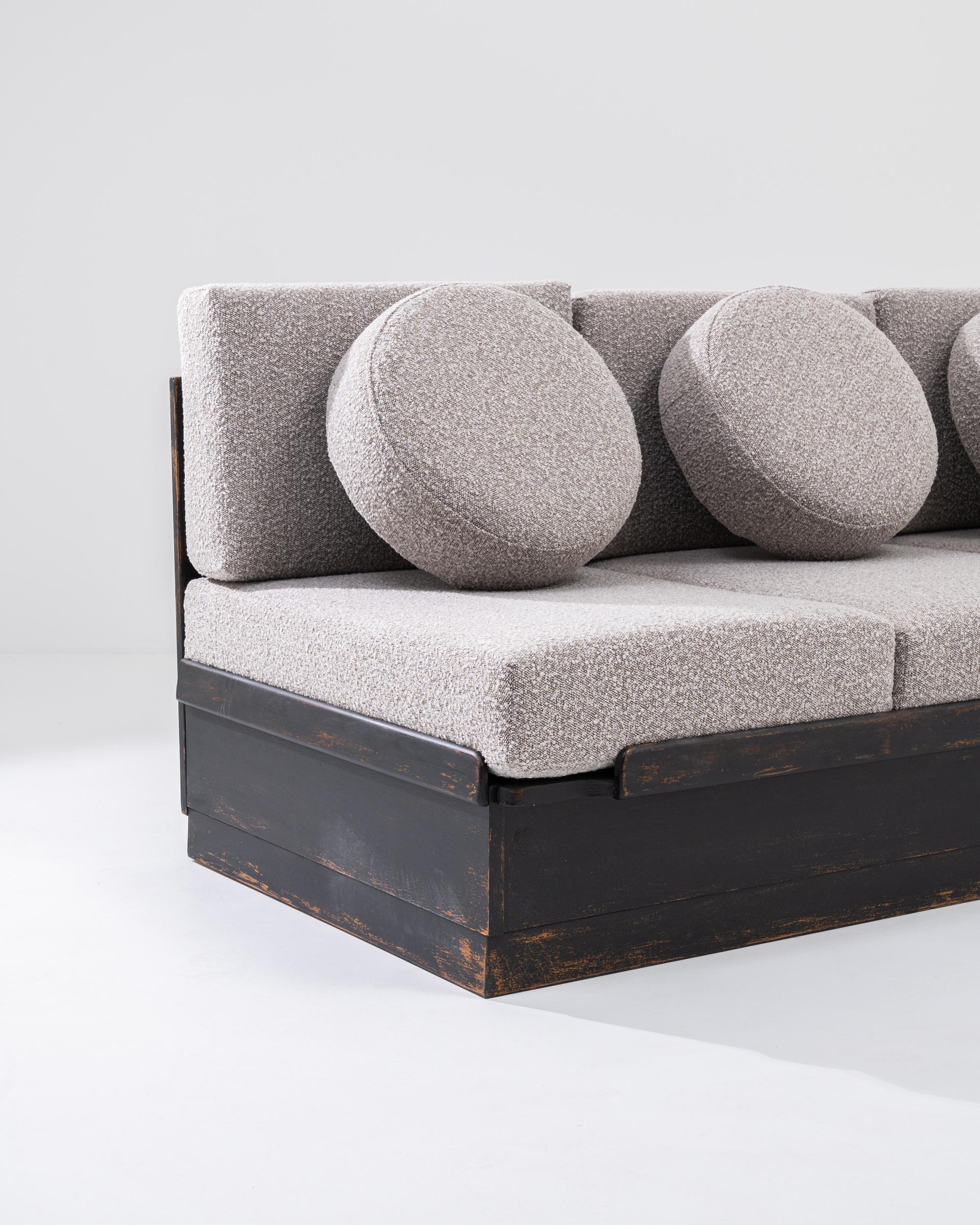 20th Century Central European SofaBed For Sale at 1stDibs