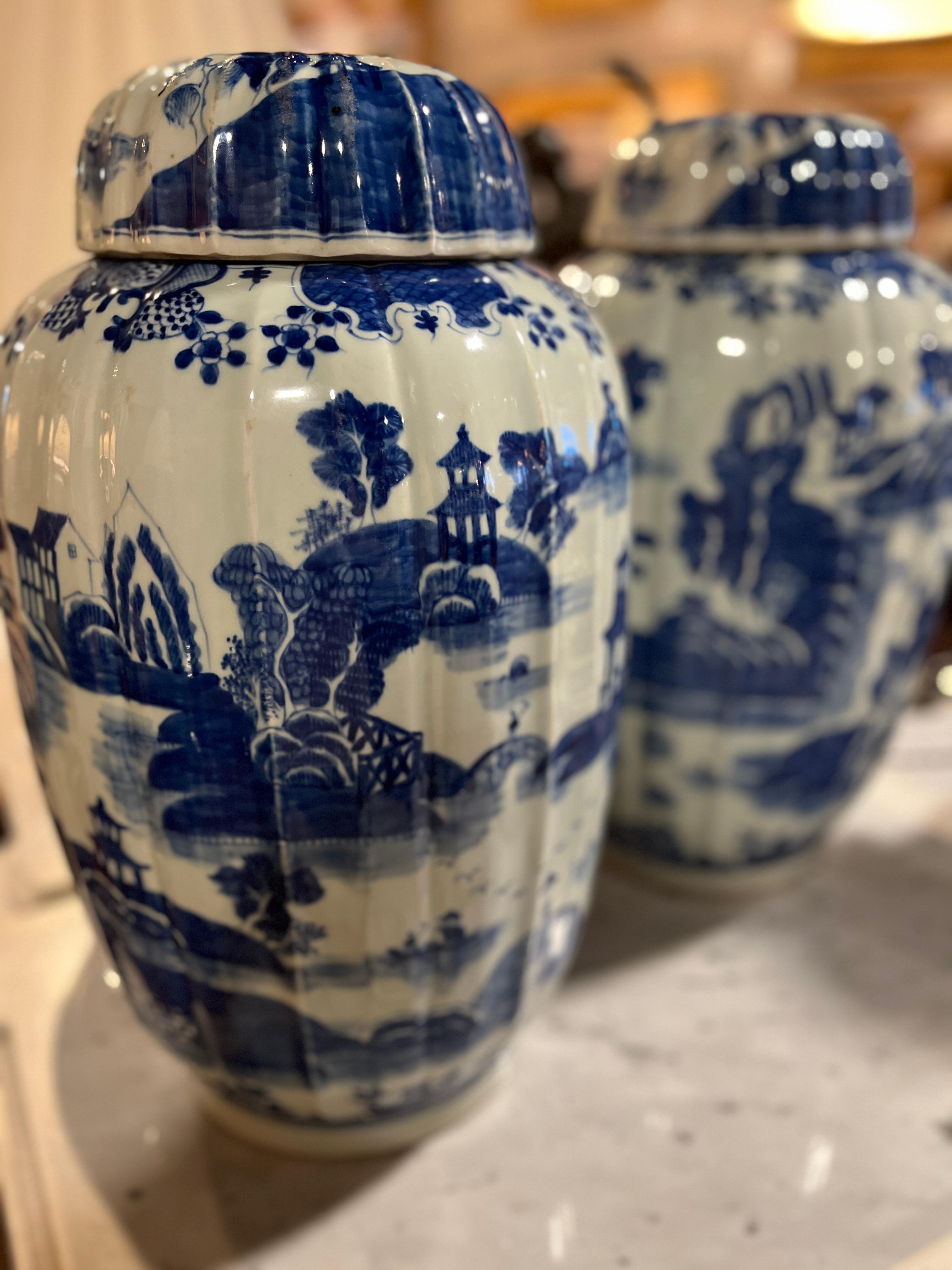 20th century Ceramic Chinese Melon Jars, Pair In Good Condition In Scottsdale, AZ