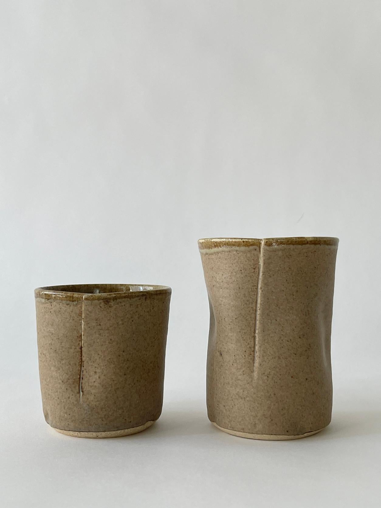 Hand-Crafted 20th Century Ceramic Handcrafted Cup Set For Sale