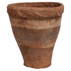Vaso da fiori in terracotta a coste, stile provenzale francese del XX secolo