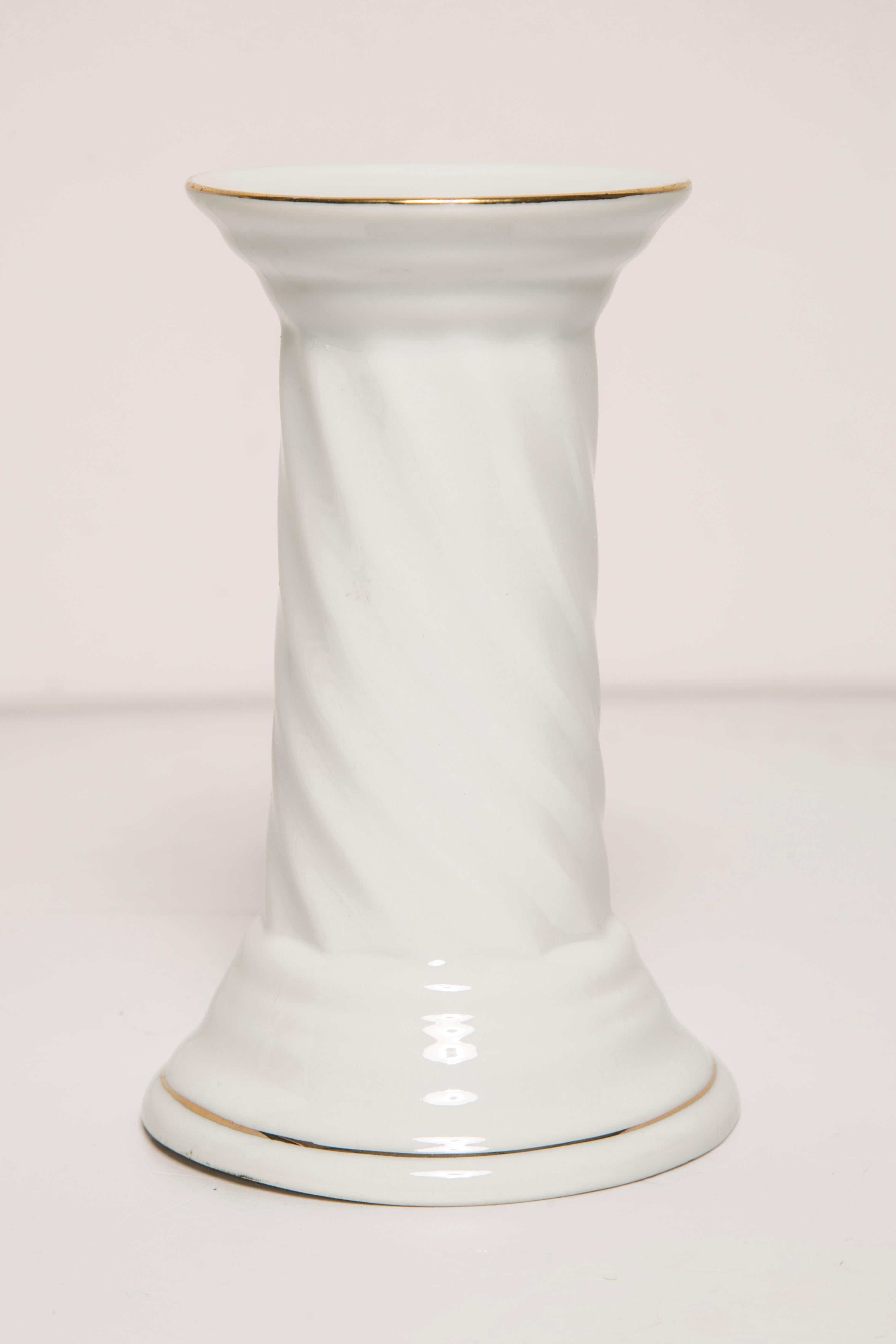 Weißer Kerzenständer aus Keramik des 20. Jahrhunderts, Frankreich, 1960er Jahre im Angebot 2