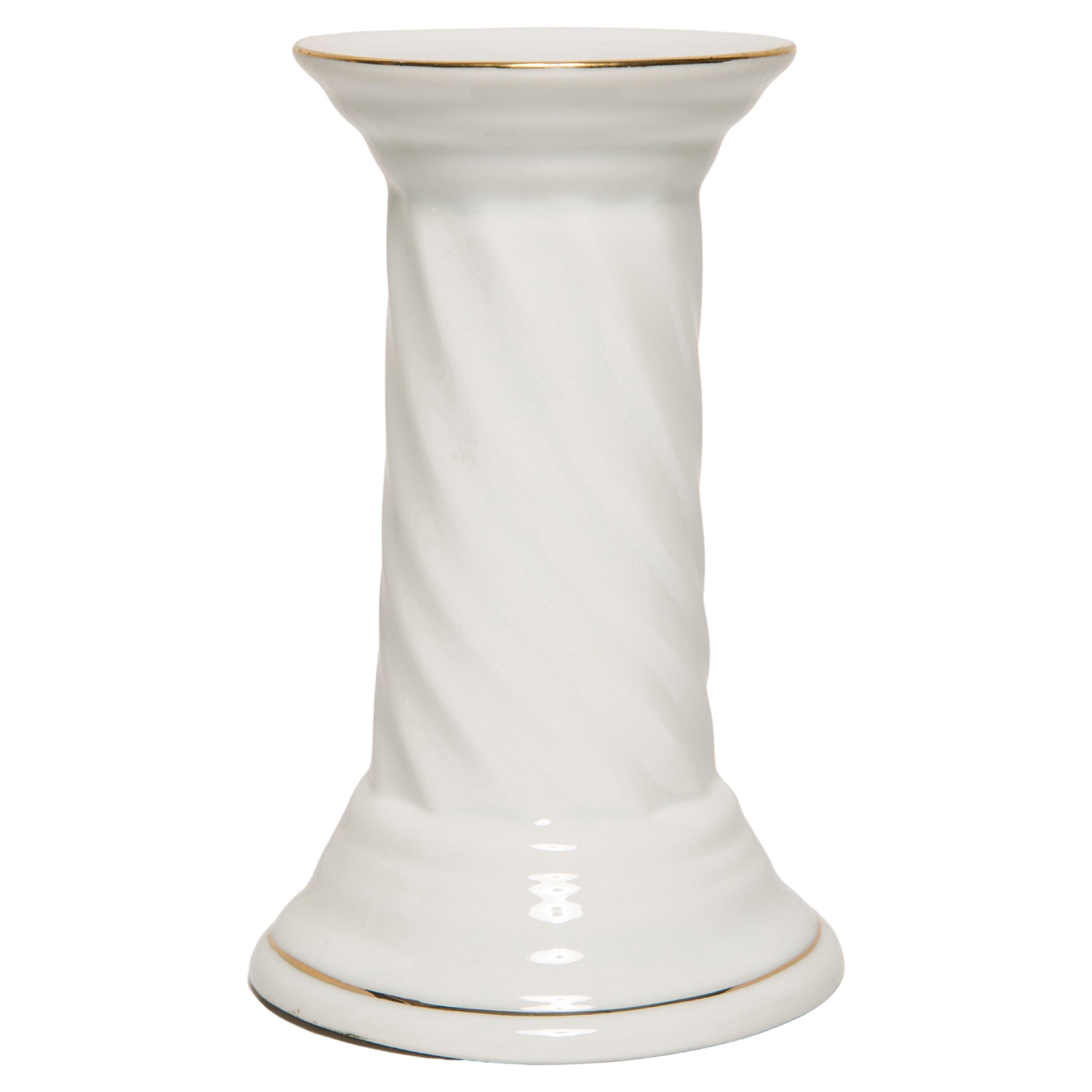Candelero de cerámica blanca del siglo XX, Francia, años 60