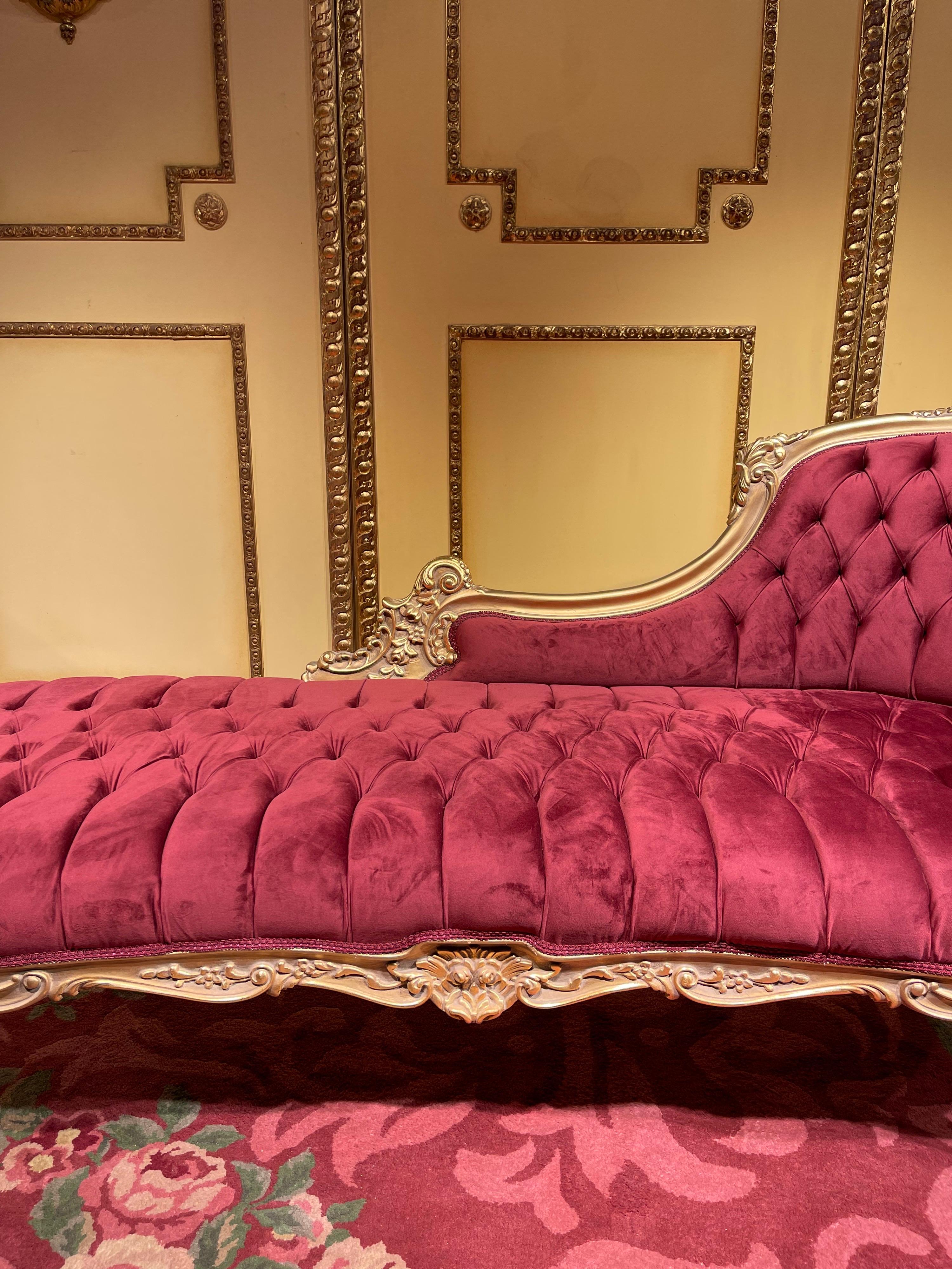 20th Century Chaise Longue/Recamiere, Louis XV, Beechwood For Sale 4