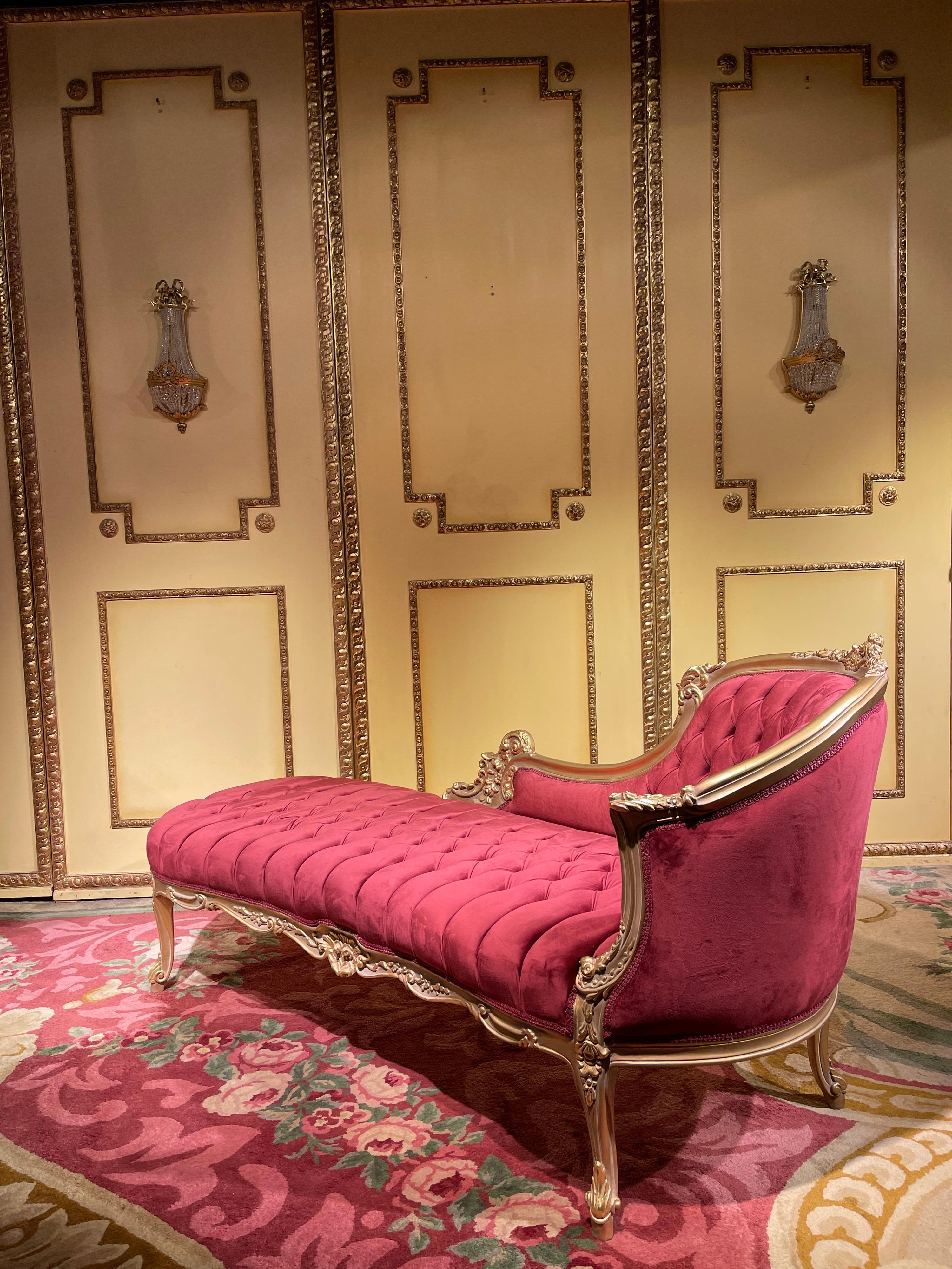 Velvet 20th Century Chaise Longue/Recamiere, Louis XV, Beechwood For Sale