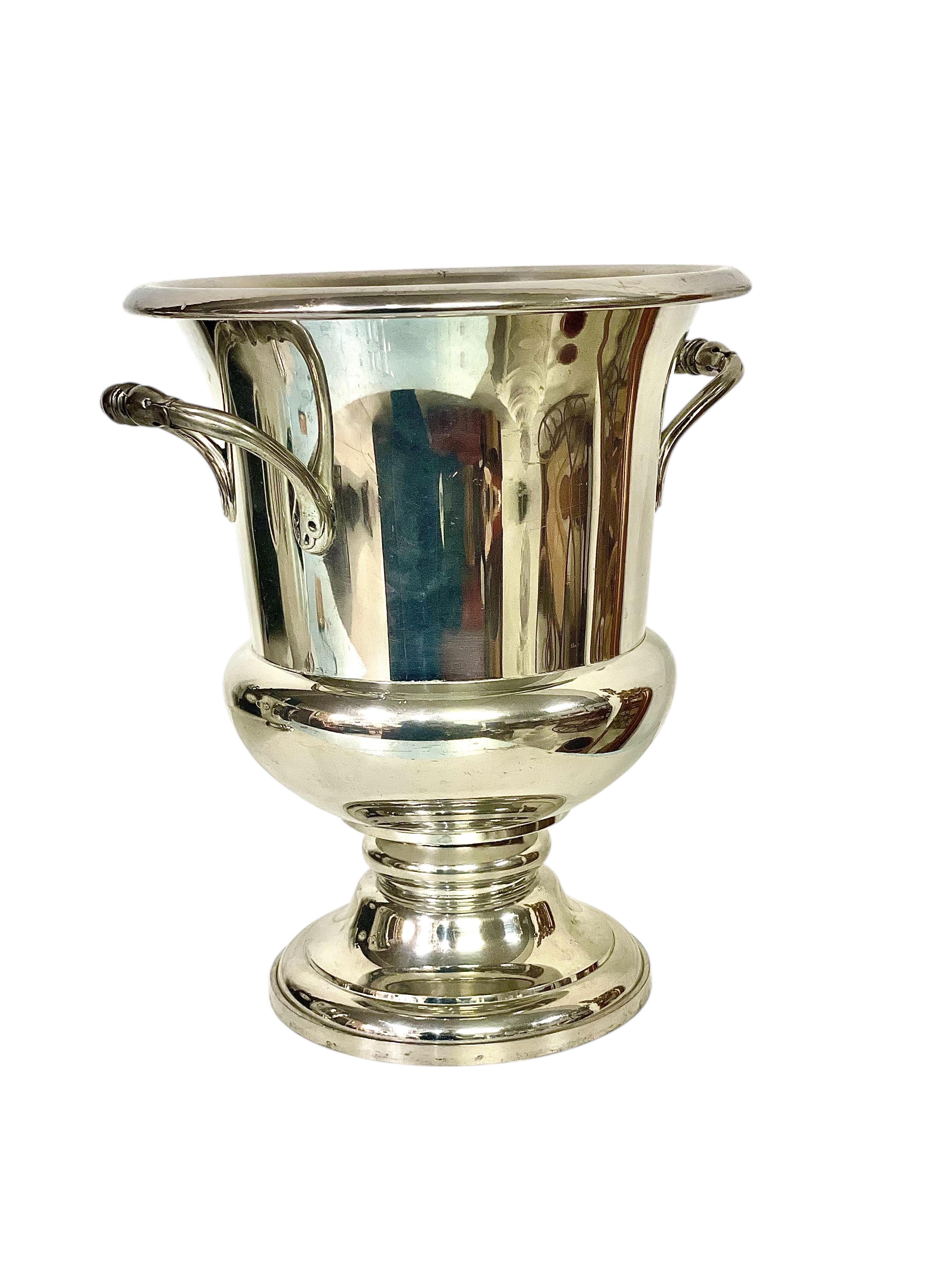 Champagnerkübel des 20. Jahrhunderts von 