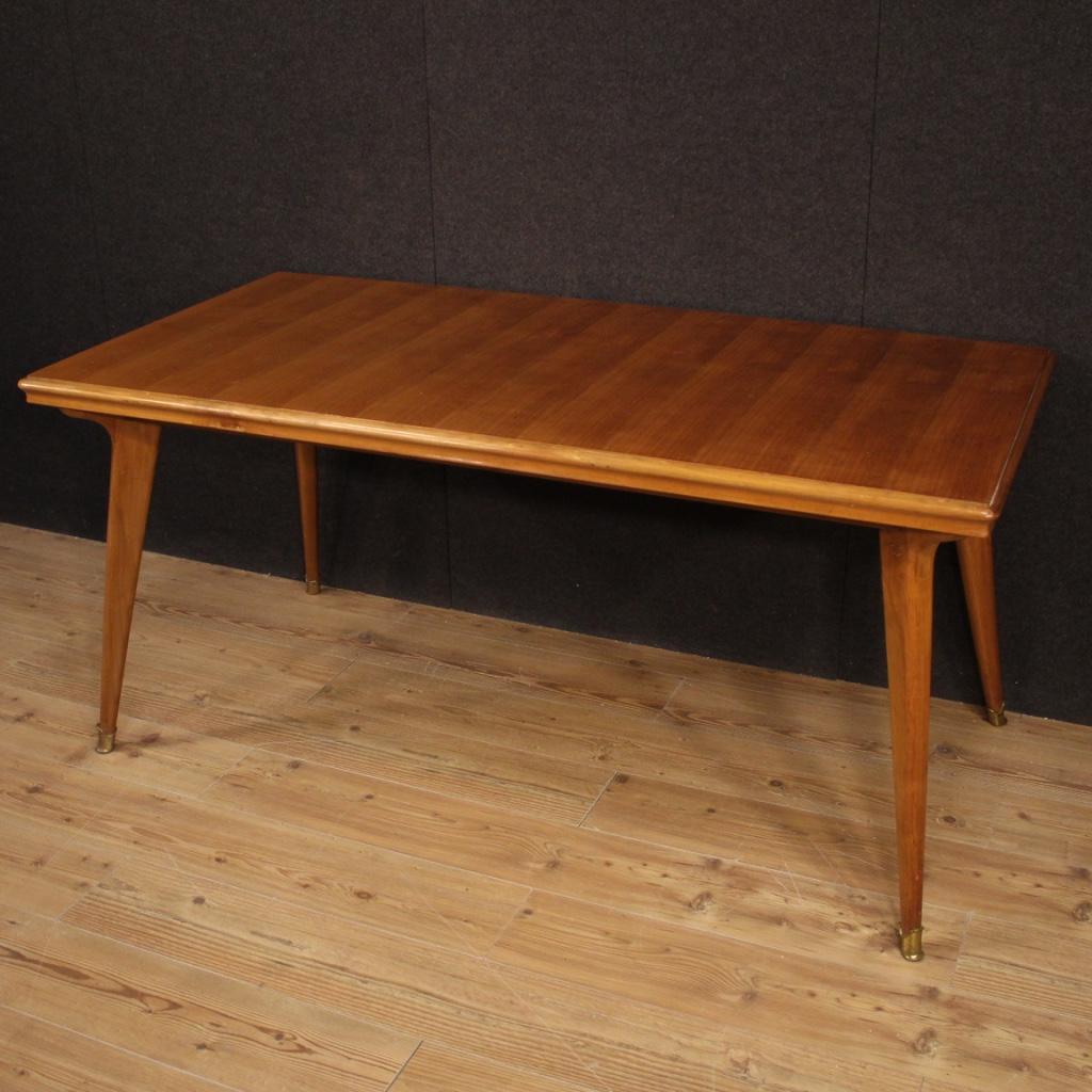 20th Century Cherry and Fruitwood Wood Italian Design Table, 1960 In Good Condition In Vicoforte, Piedmont