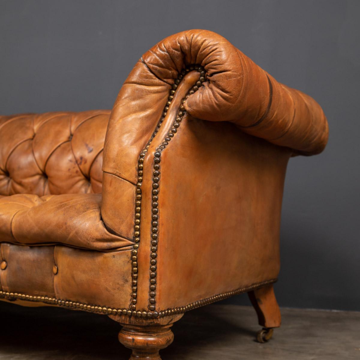 20th Century Chesterfield Brown Leather Sofa with Button Down Seats, 1910s 2