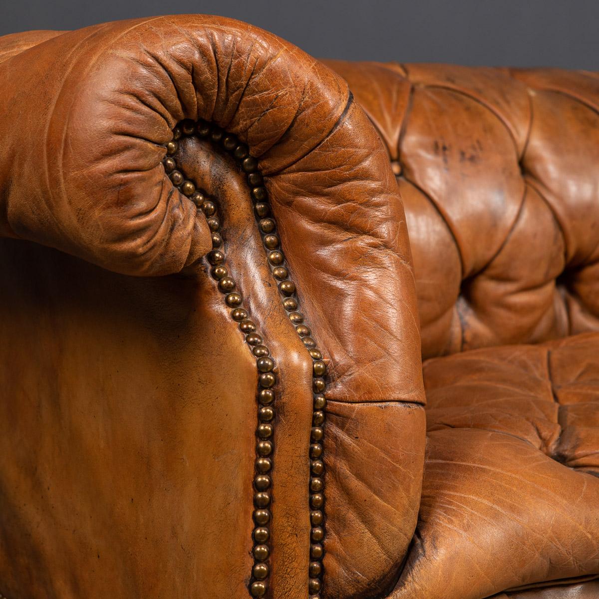 20th Century Chesterfield Brown Leather Sofa with Button Down Seats, 1910s 3