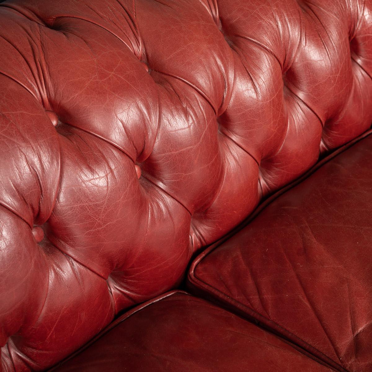 20th Century Chesterfield Three Seater Leather Sofa, c.1980 9