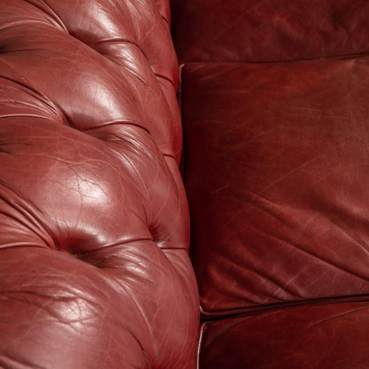 20th Century Chesterfield Three Seater Leather Sofa, c.1980 11