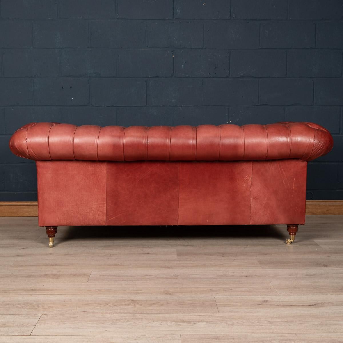 20th Century Chesterfield Three Seater Leather Sofa, c.1980 In Good Condition In Royal Tunbridge Wells, Kent