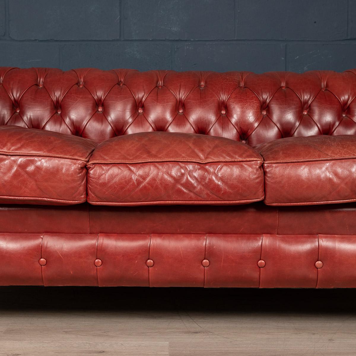 20th Century Chesterfield Three Seater Leather Sofa, c.1980 3