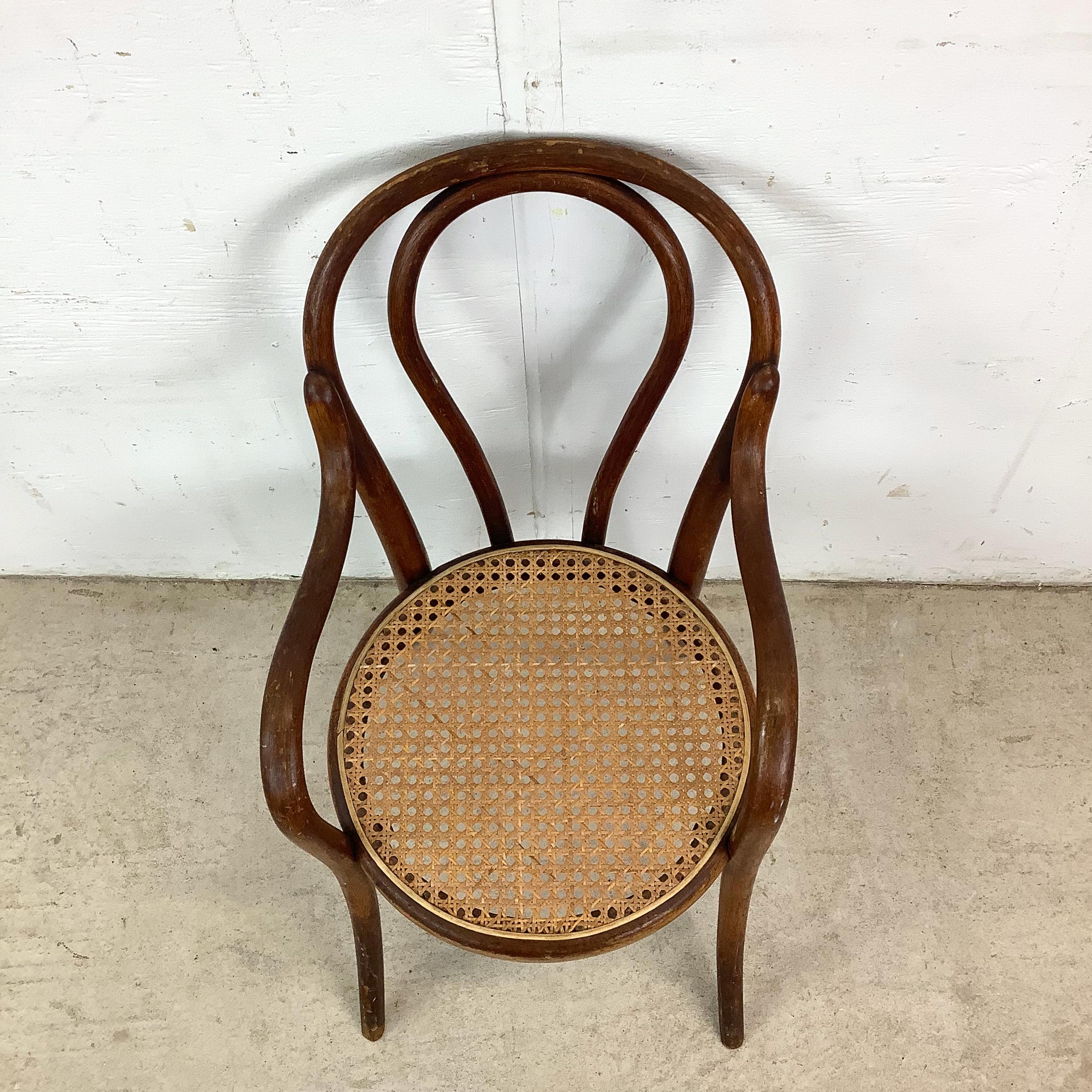 Mid-Century moderno Poltrona in bengala per bambini del 20° secolo - stile Thonet in vendita