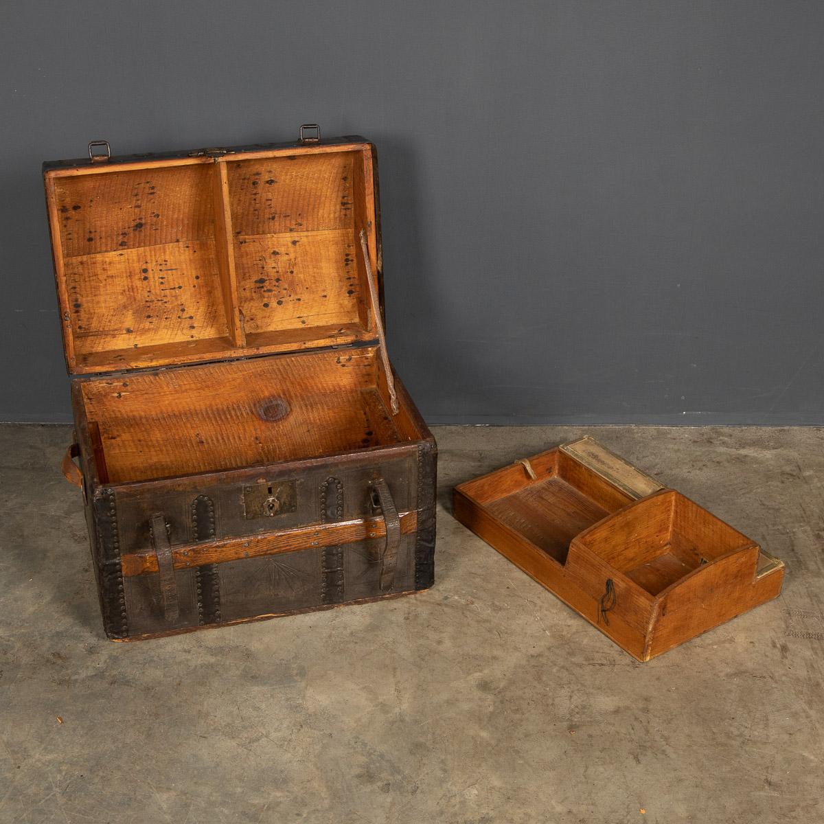 20th Century Childs Traveling Trunk, c.1900 2