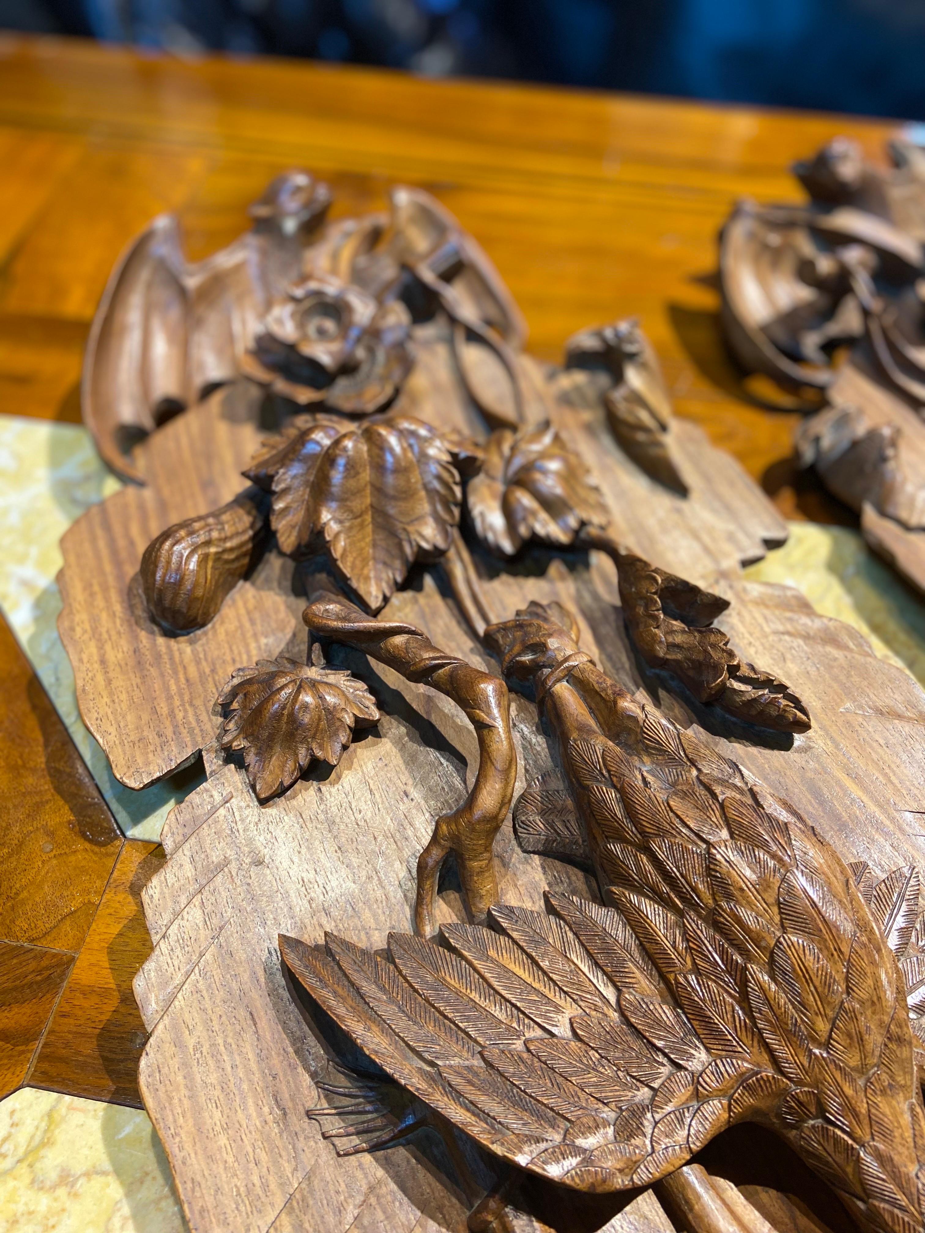 20th Century Chinese Assimetrical Pair of Hand Carved and Decorated Teak Panels  In Good Condition For Sale In Sofia, BG