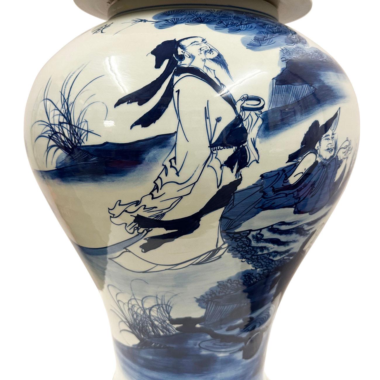 20th Century Chinese Blue and White Porcelain Ginger Jar For Sale 3